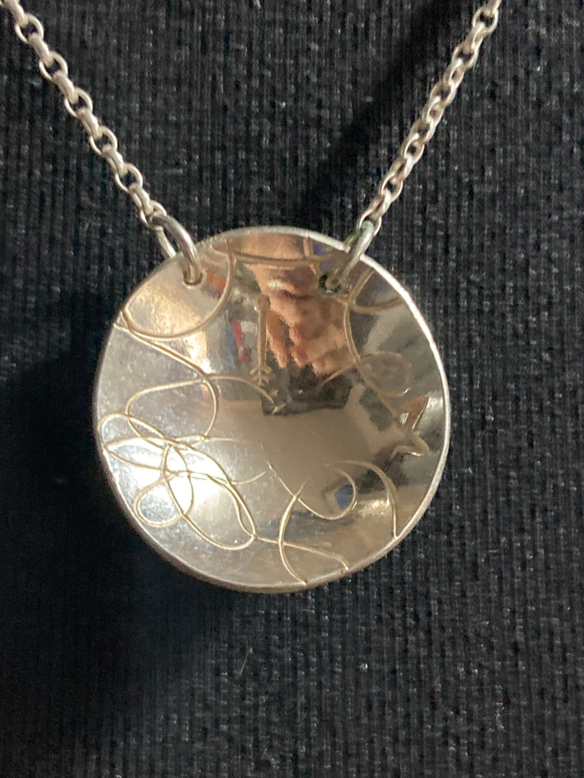 Vintage 925 Sterling Silver modernist 2.5cm round domed cup necklace on 52cm chain
