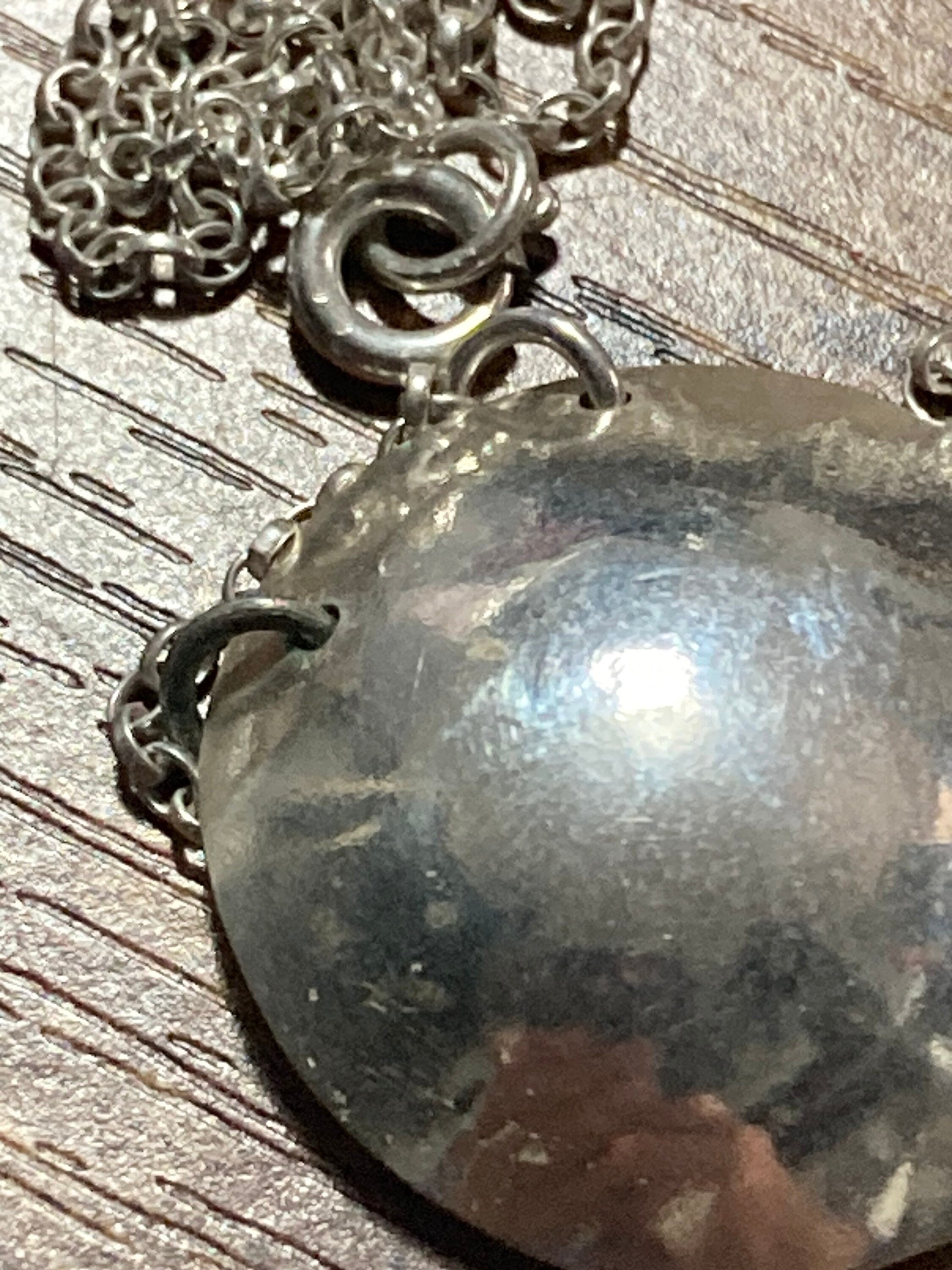 Vintage 925 Sterling Silver modernist 2.5cm round domed cup necklace on 52cm chain