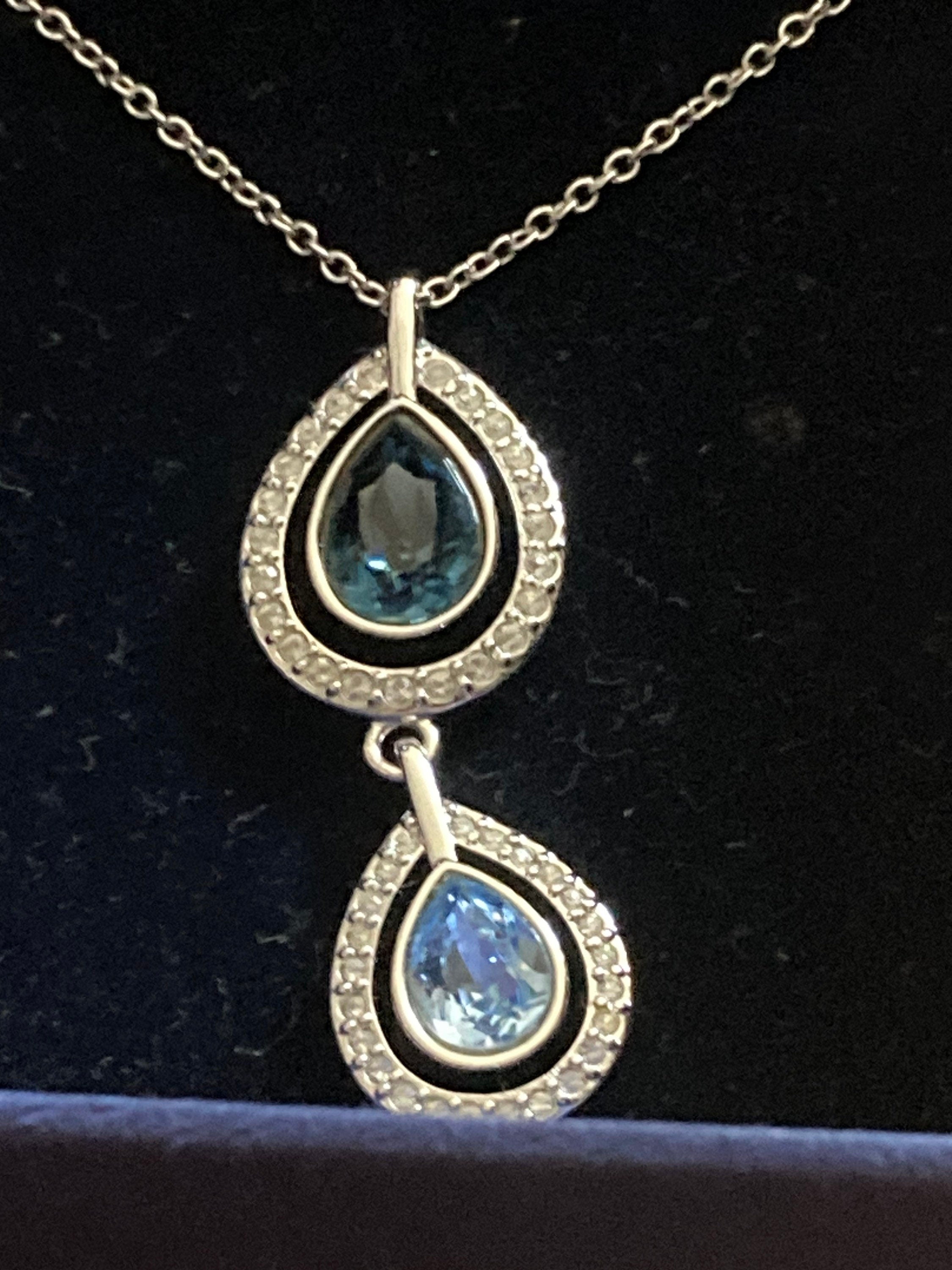 Signed Swarovski silver tone aquamarine blue crystal diamanté designer necklace