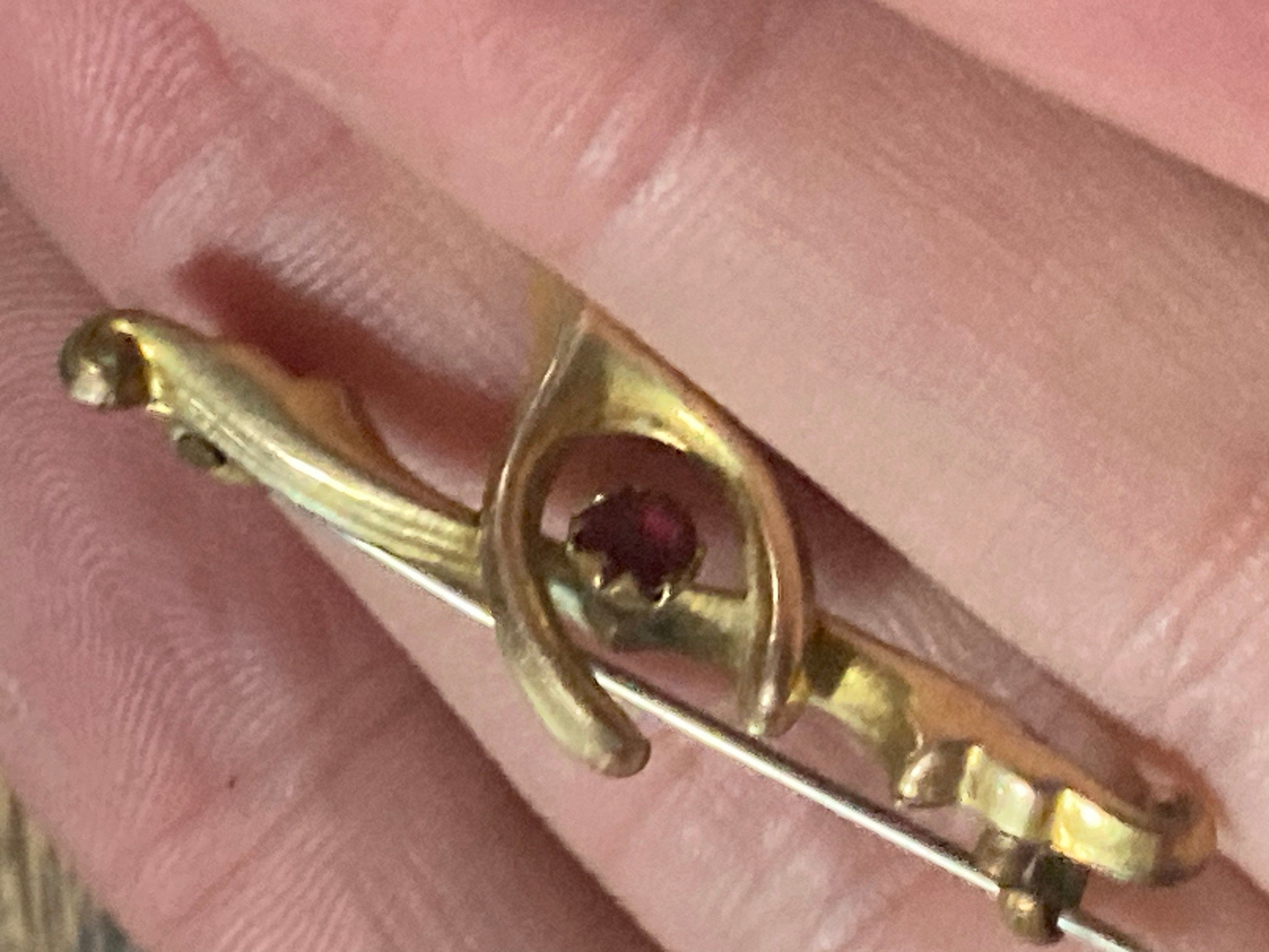 Antique Rolled Ruby red paste gold lucky wishbone Brooch Victorian