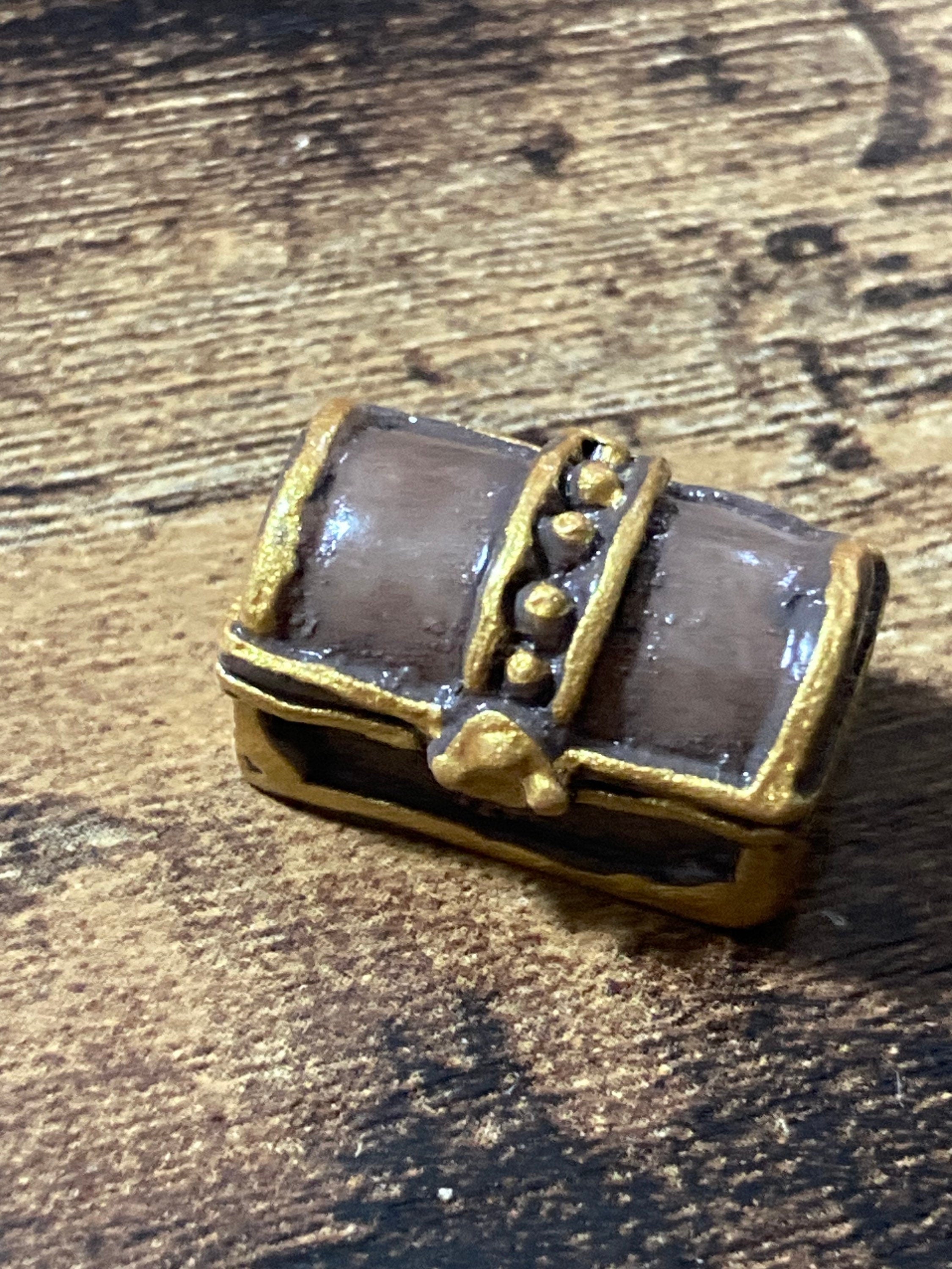 miniature deep sea pirate treasure chest cake topper decoration brown gold