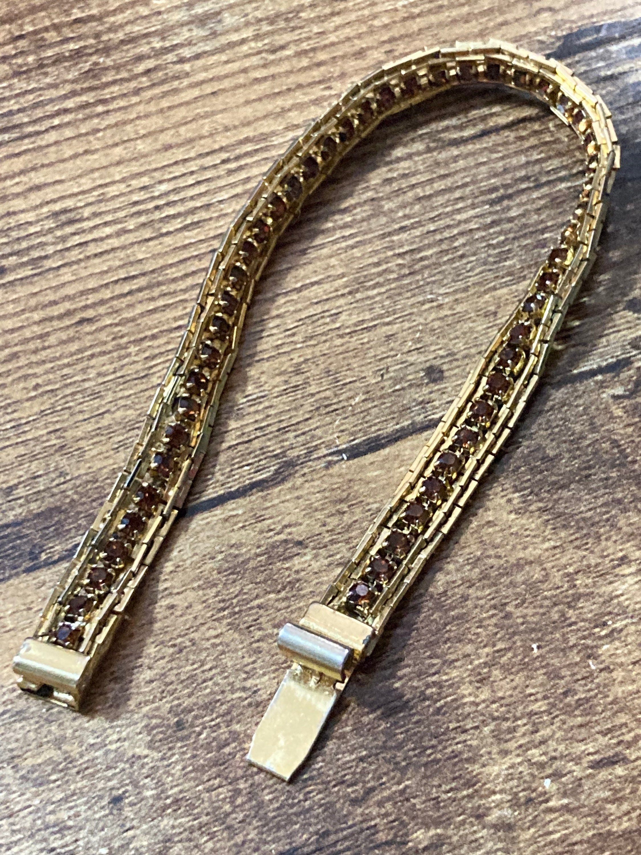 Vintage gold plated modernist abstract bracelet articulated