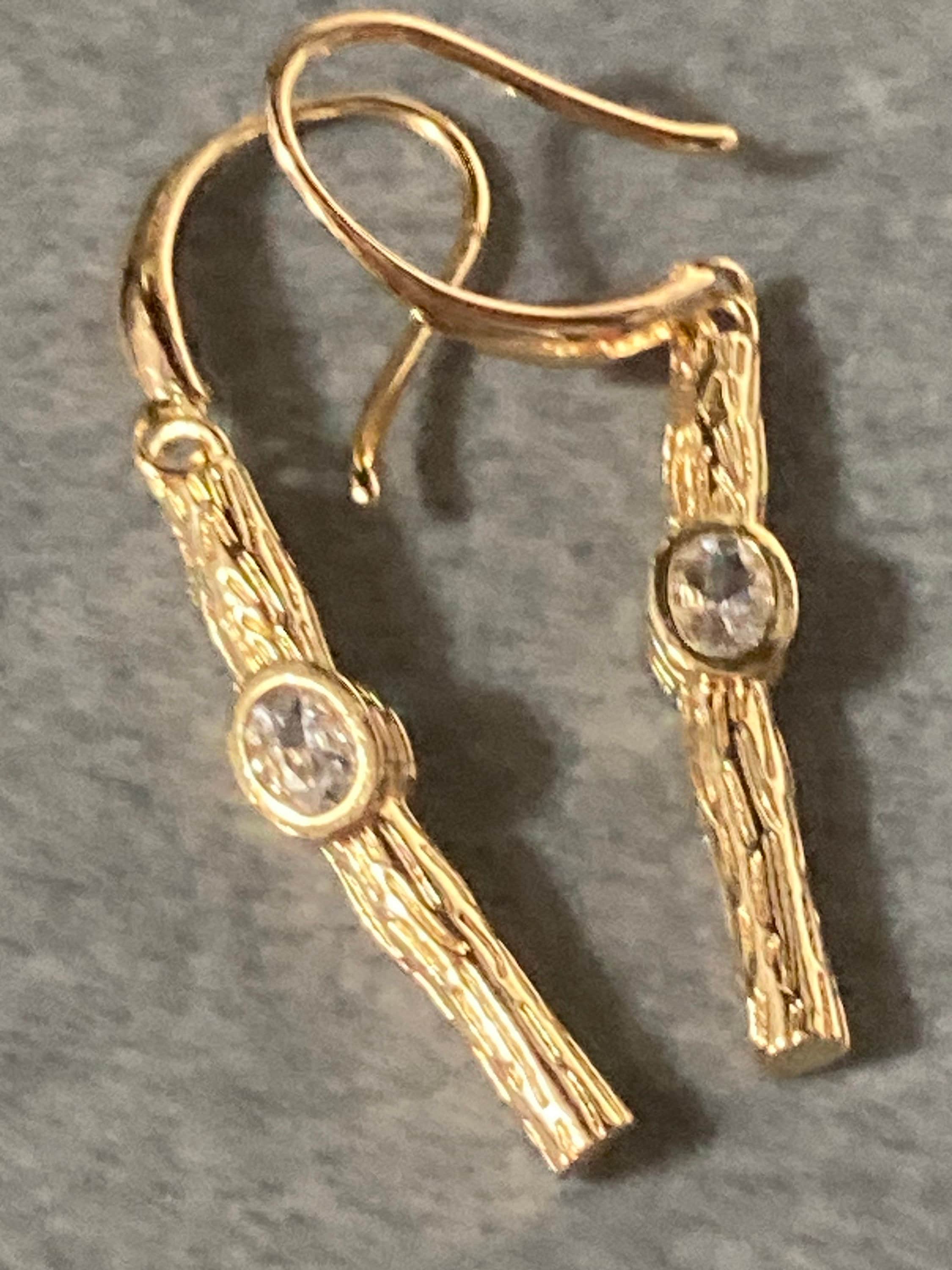 18k Gold plated crystal clear diamanté rhinestone drop bezel earrings
