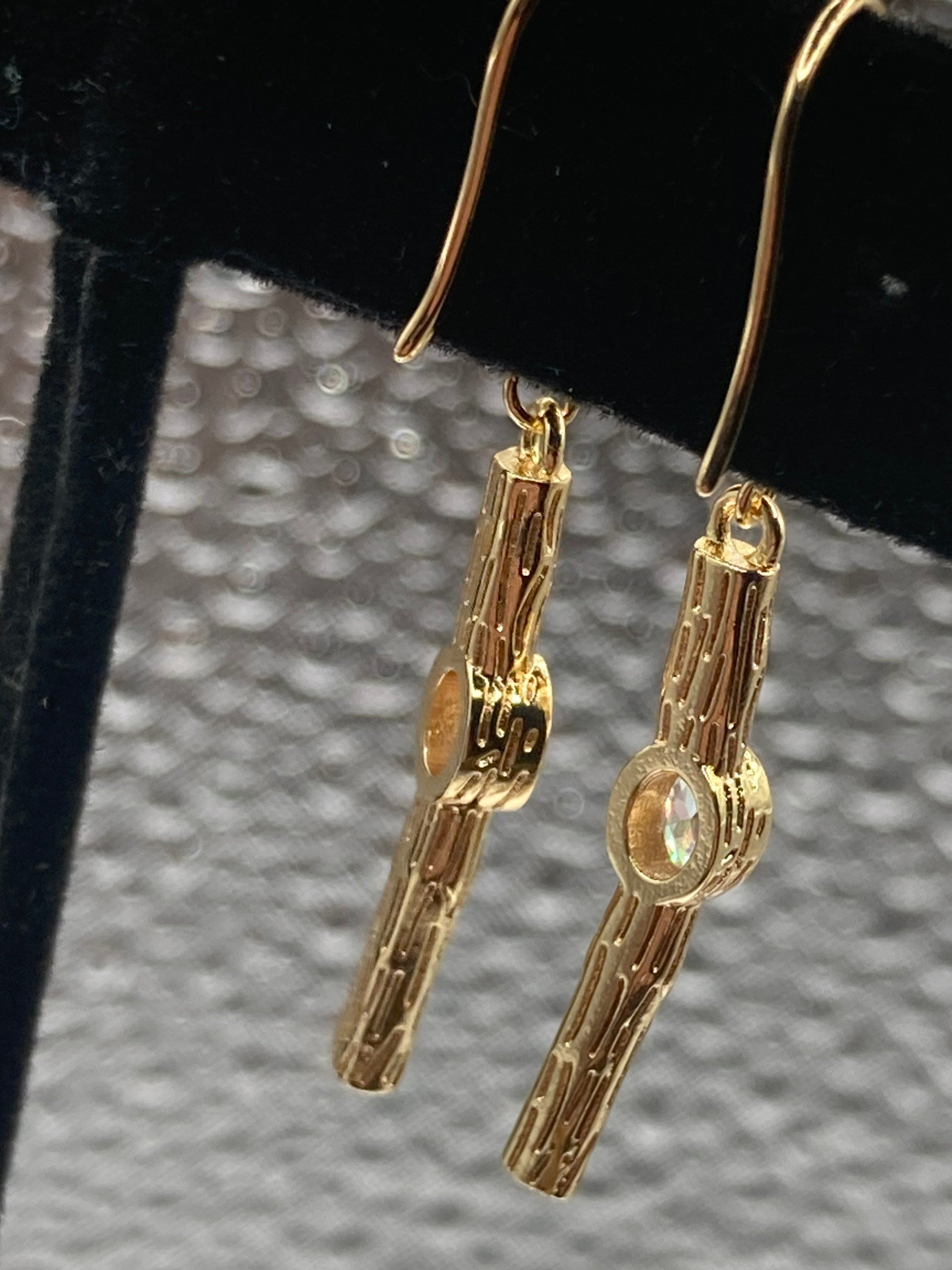 18k Gold plated crystal clear diamanté rhinestone drop bezel earrings