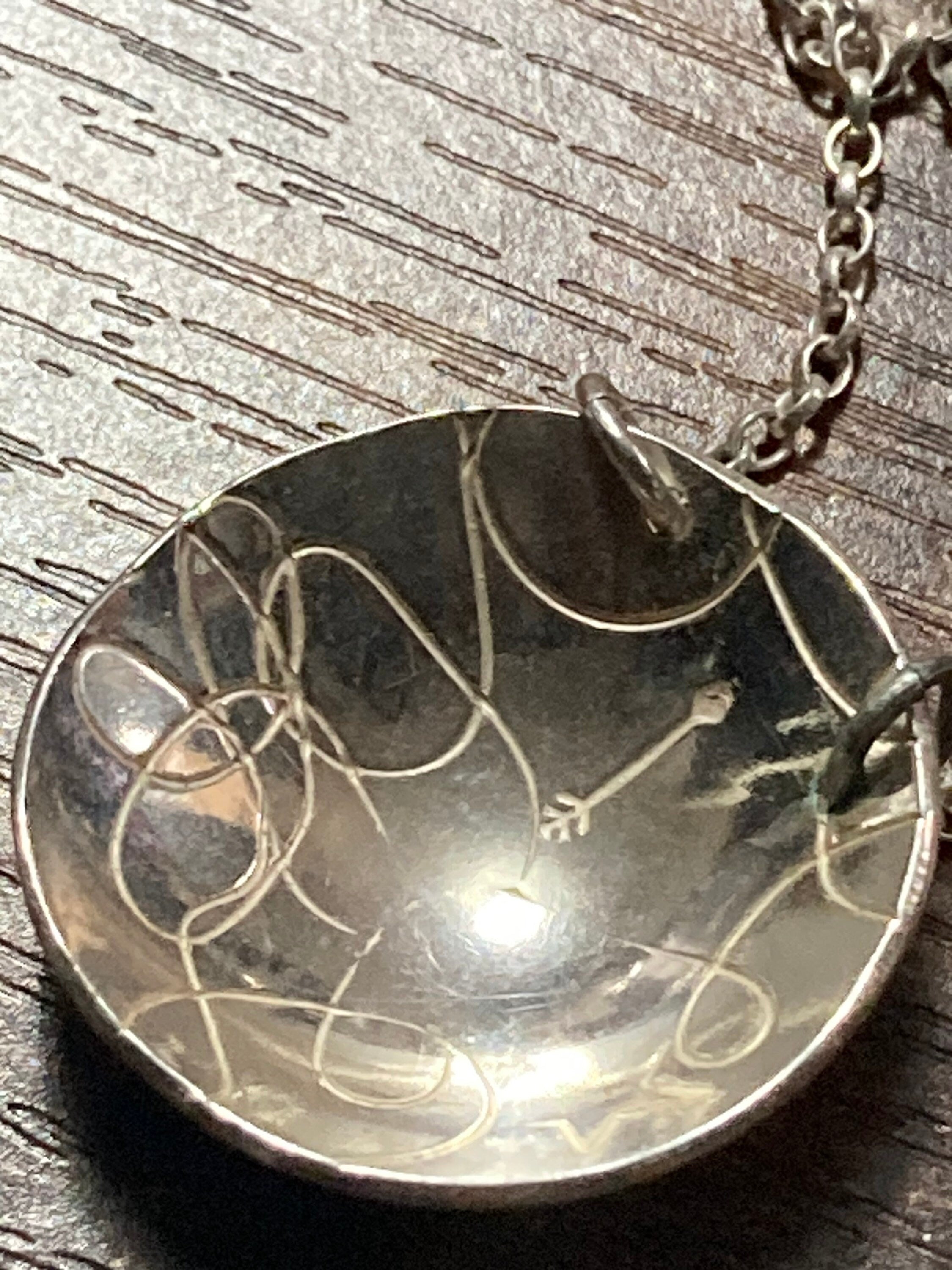 Vintage 925 Sterling Silver modernist 2.5cm round domed cup necklace on 52cm chain