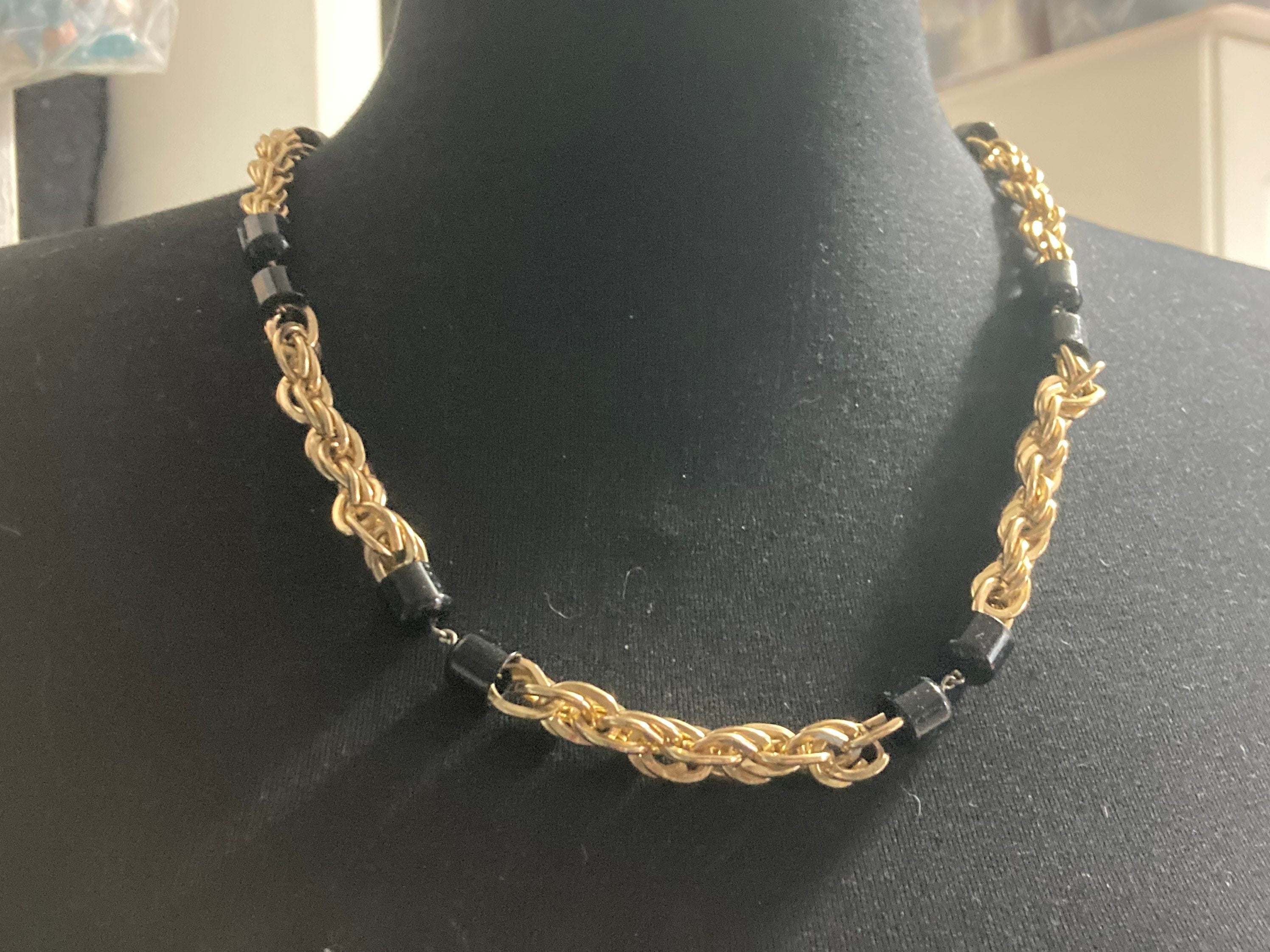 Vintage black glass beaded gold tone station link chunky rope chain necklace