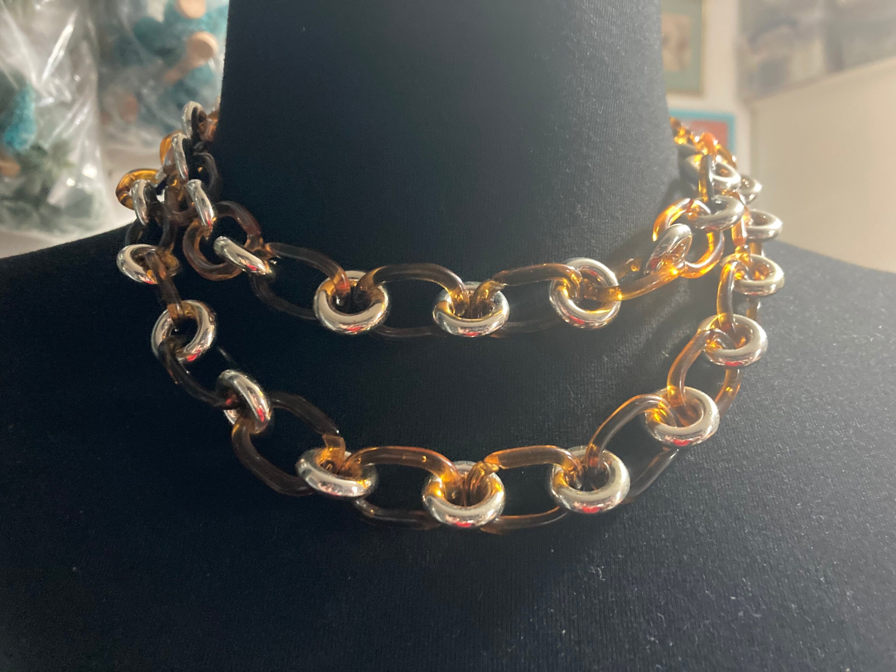 chunky faux tortoiseshell silver loops plastic chain link necklace