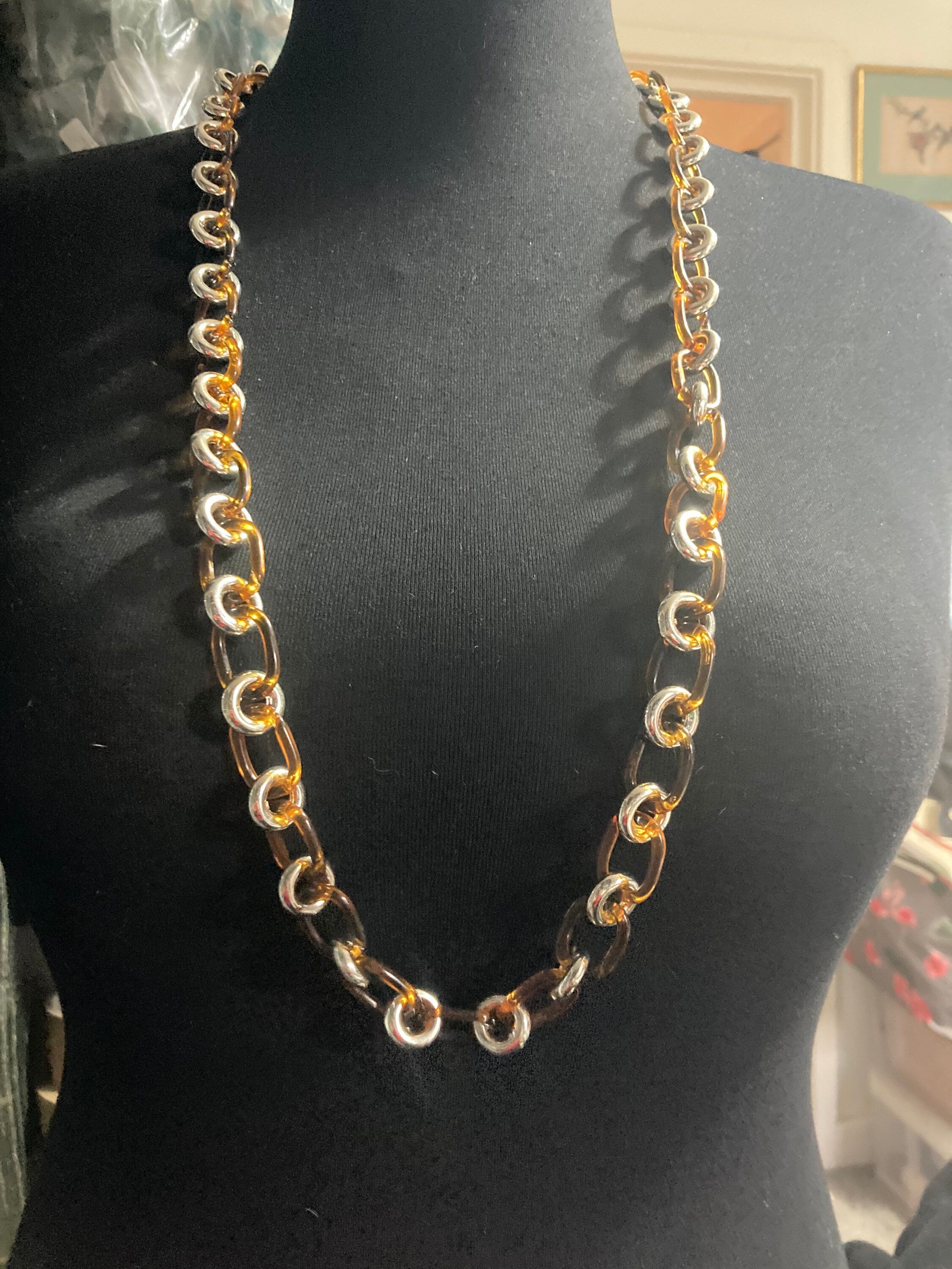 chunky faux tortoiseshell silver loops plastic chain link necklace