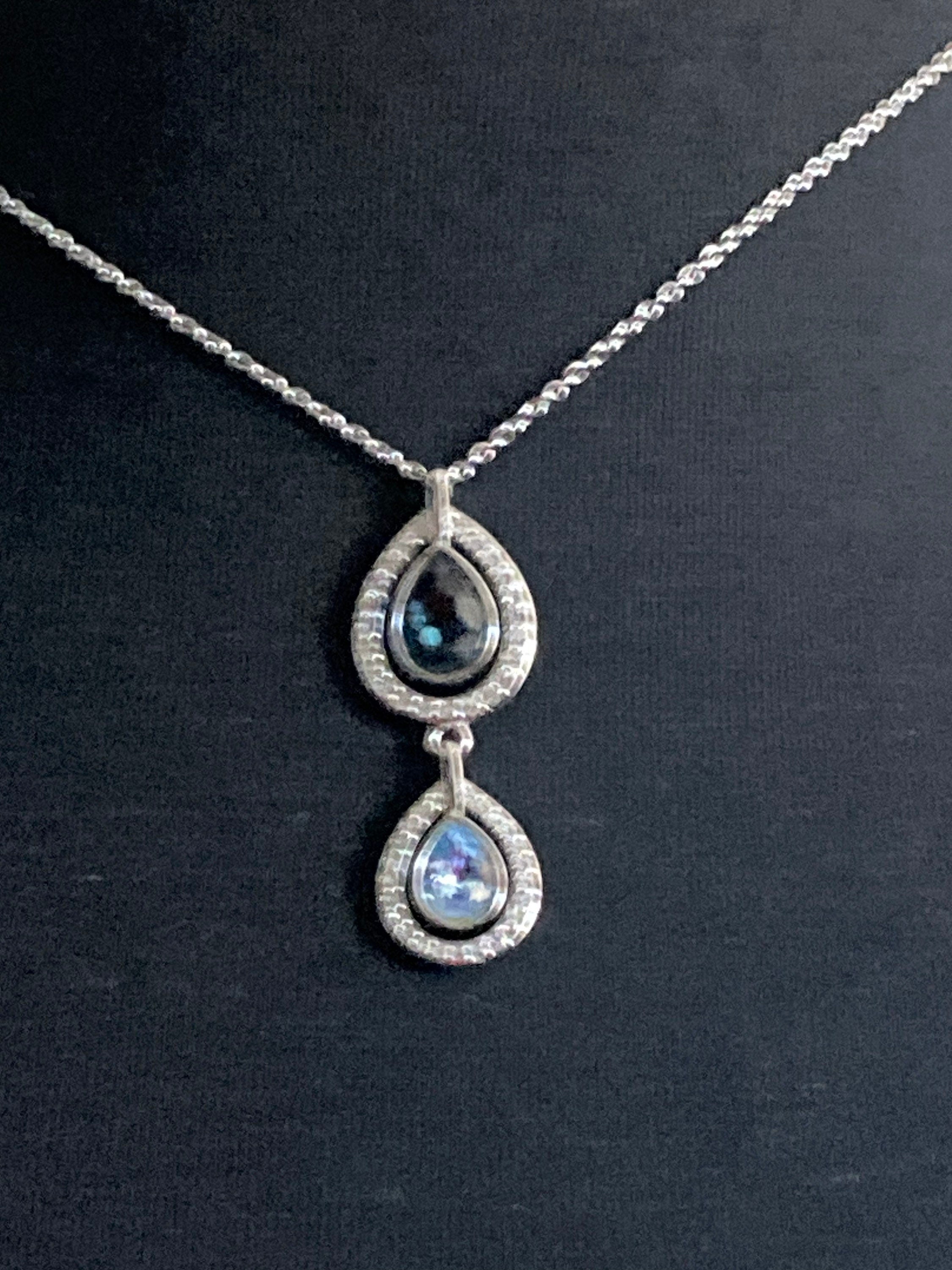 Signed Swarovski silver tone aquamarine blue crystal diamanté designer necklace