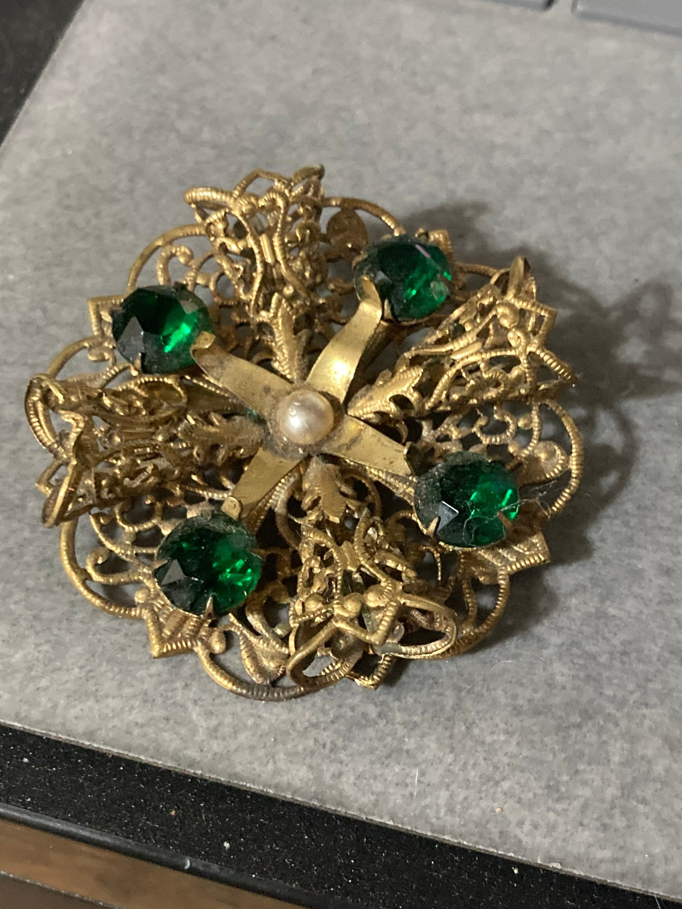ornate Czech brass filigree emerald green rhinestone paste antique brooch Art Deco