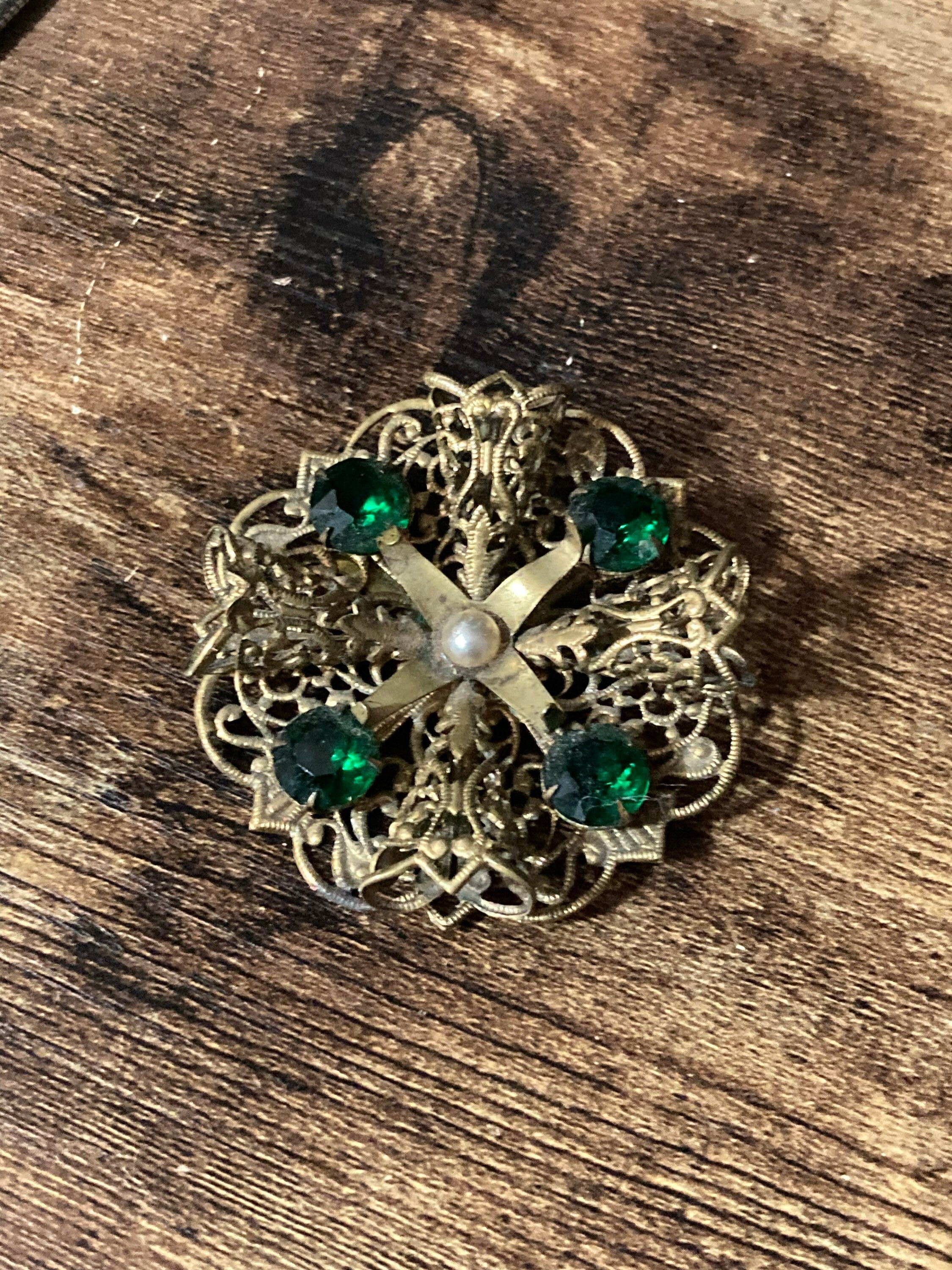 ornate Czech brass filigree emerald green rhinestone paste antique brooch Art Deco