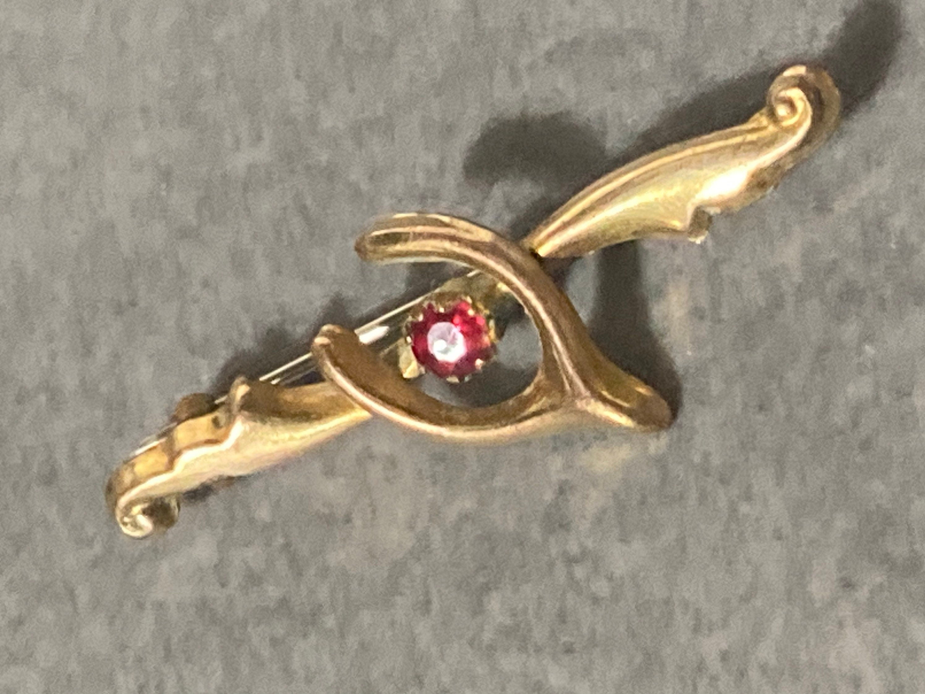 Antique Rolled Ruby red paste gold lucky wishbone Brooch Victorian