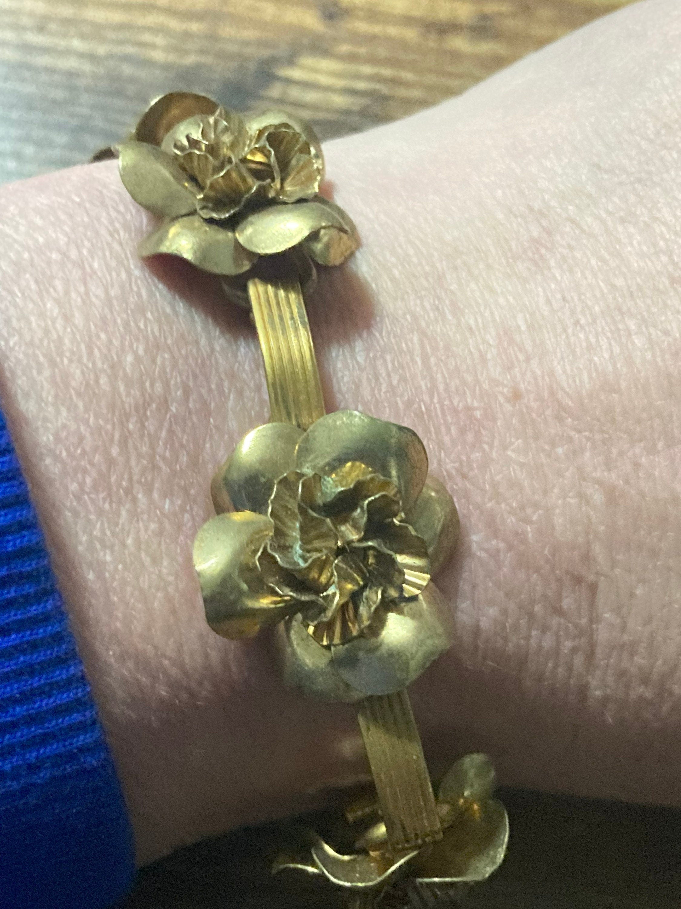 18cm Czech gilt brass metal floral panel link bracelet 1940s