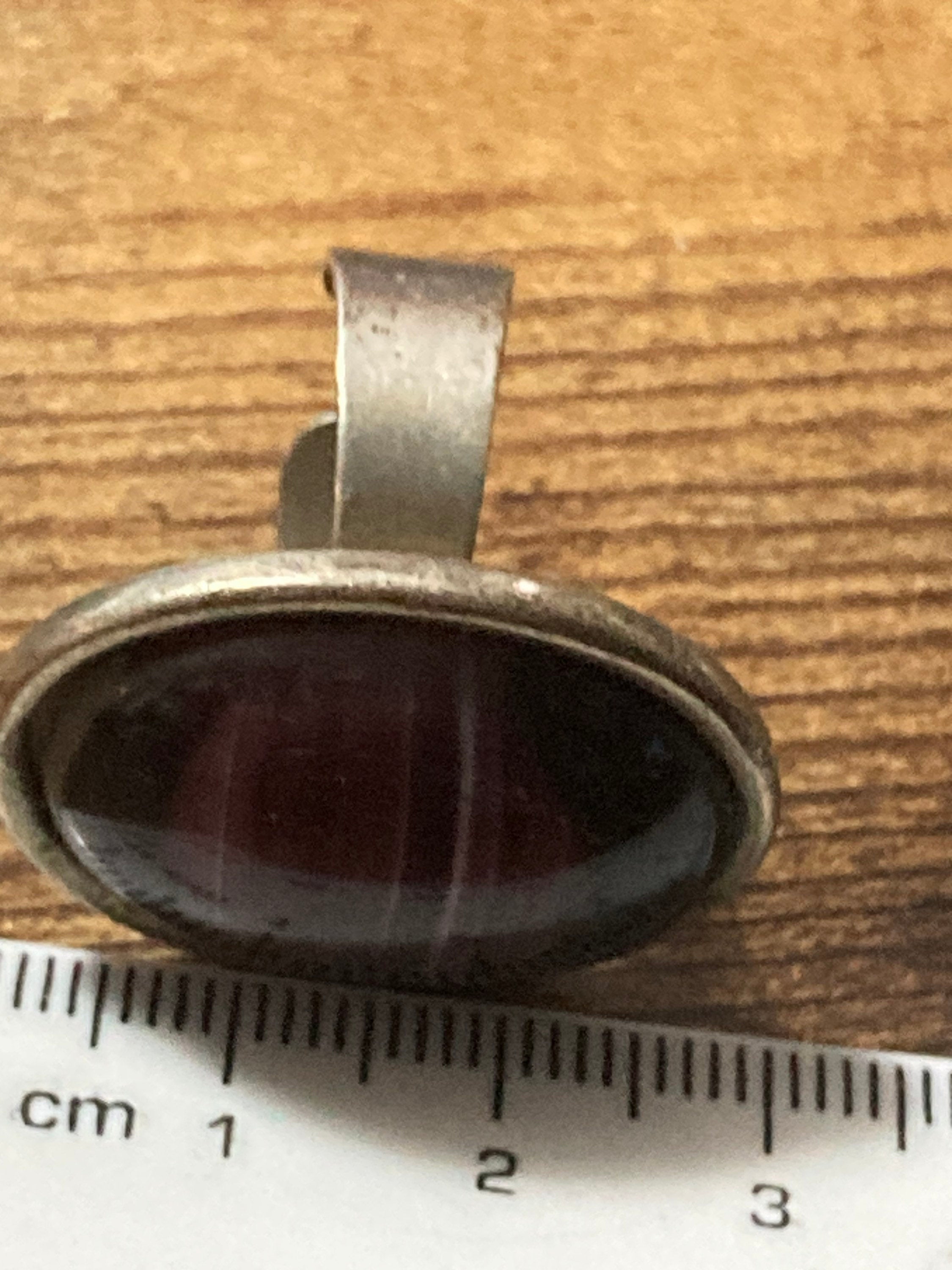 1970s vintage steel silver tone adjustable ring with central purple faux banded agate oval cabochon