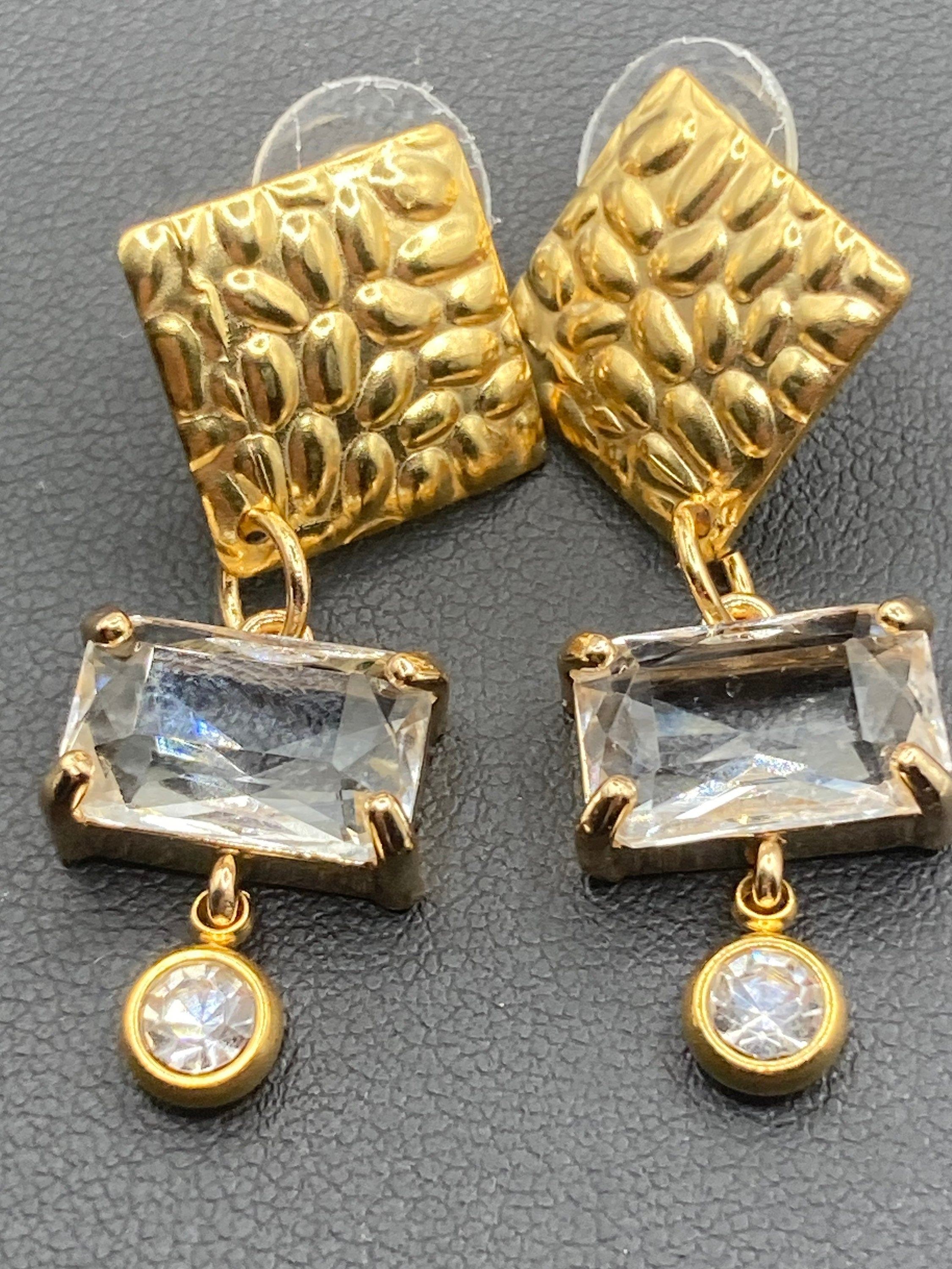 18k Gold plated crystal clear glass diamanté drop bezel earrings