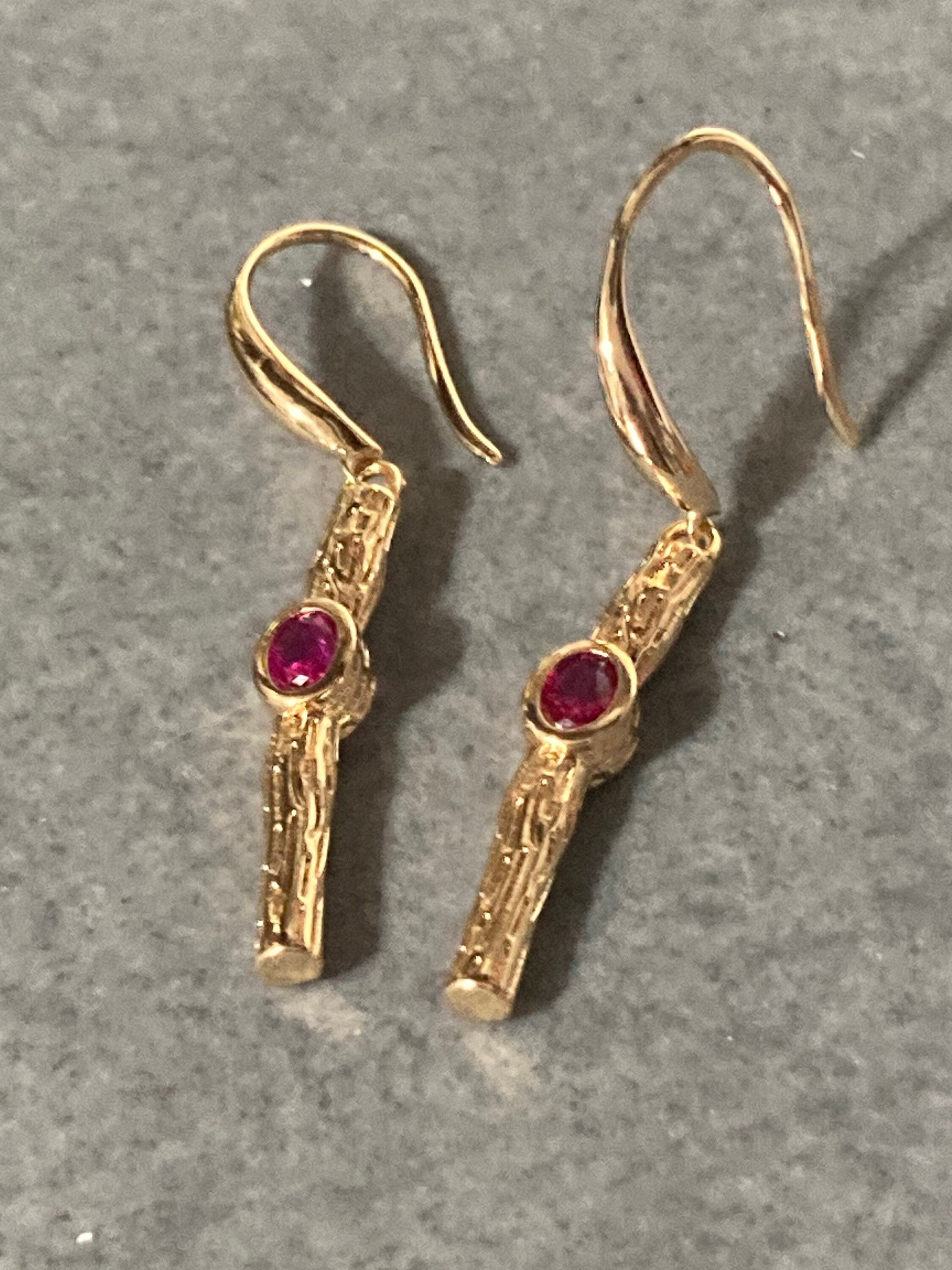 18k Gold plated modernist crystal pink glass diamanté rhinestone drop bezel earrings