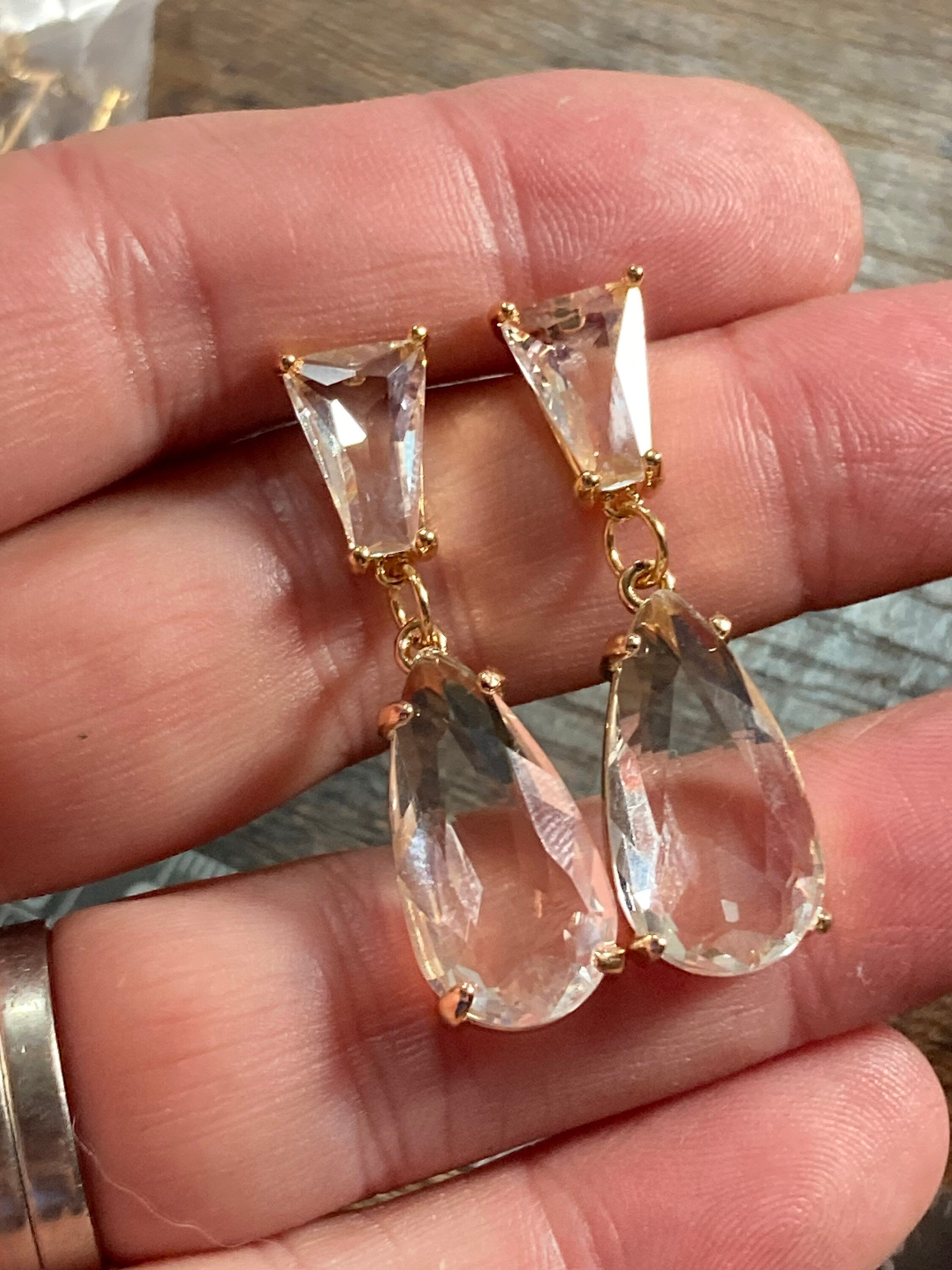 18k Gold plated Clear crystal glass diamante rhinestone teardrop earrings