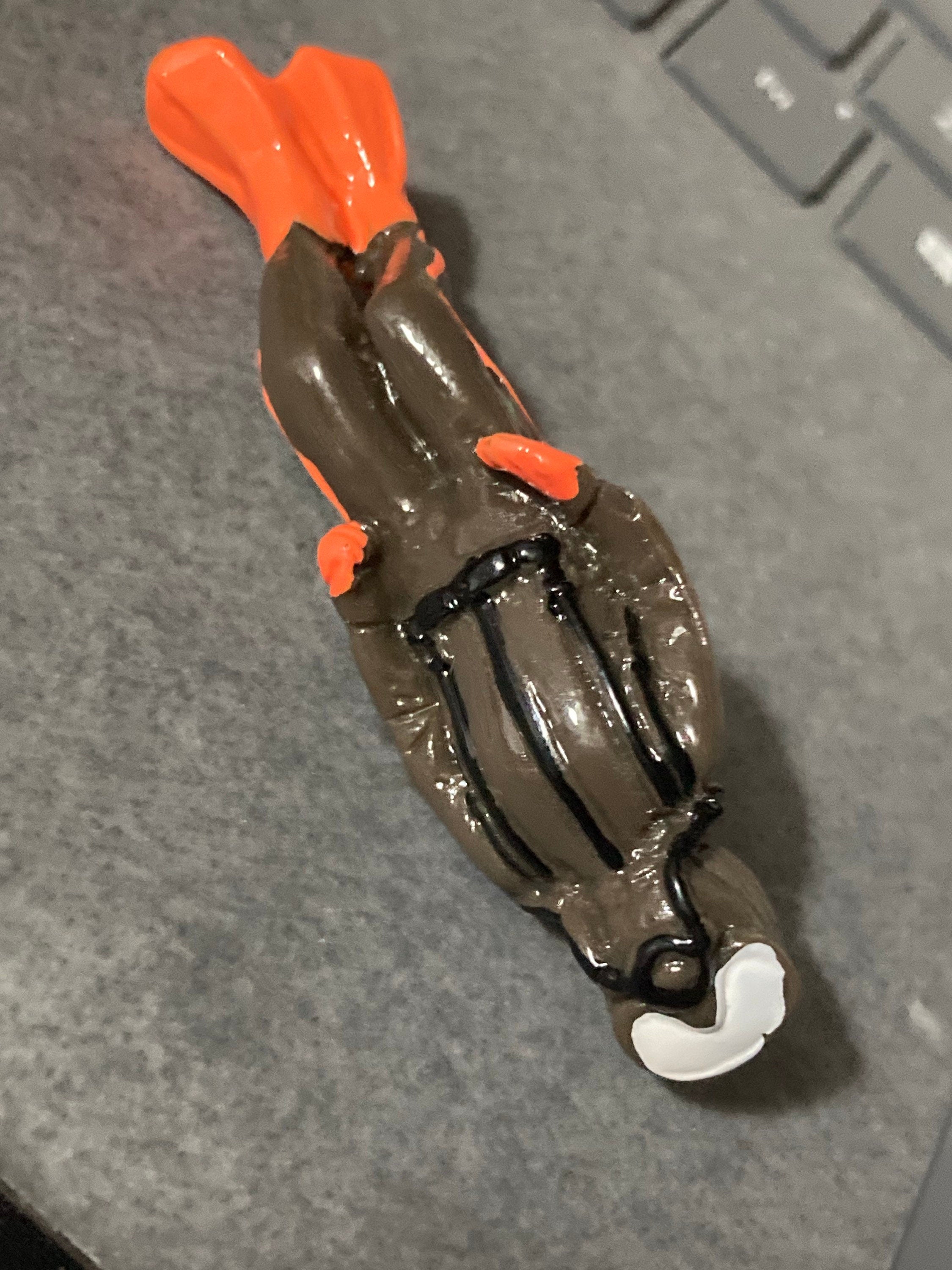 Miniature Deep Sea Diver Cake Topper: Seaside Boat Theme