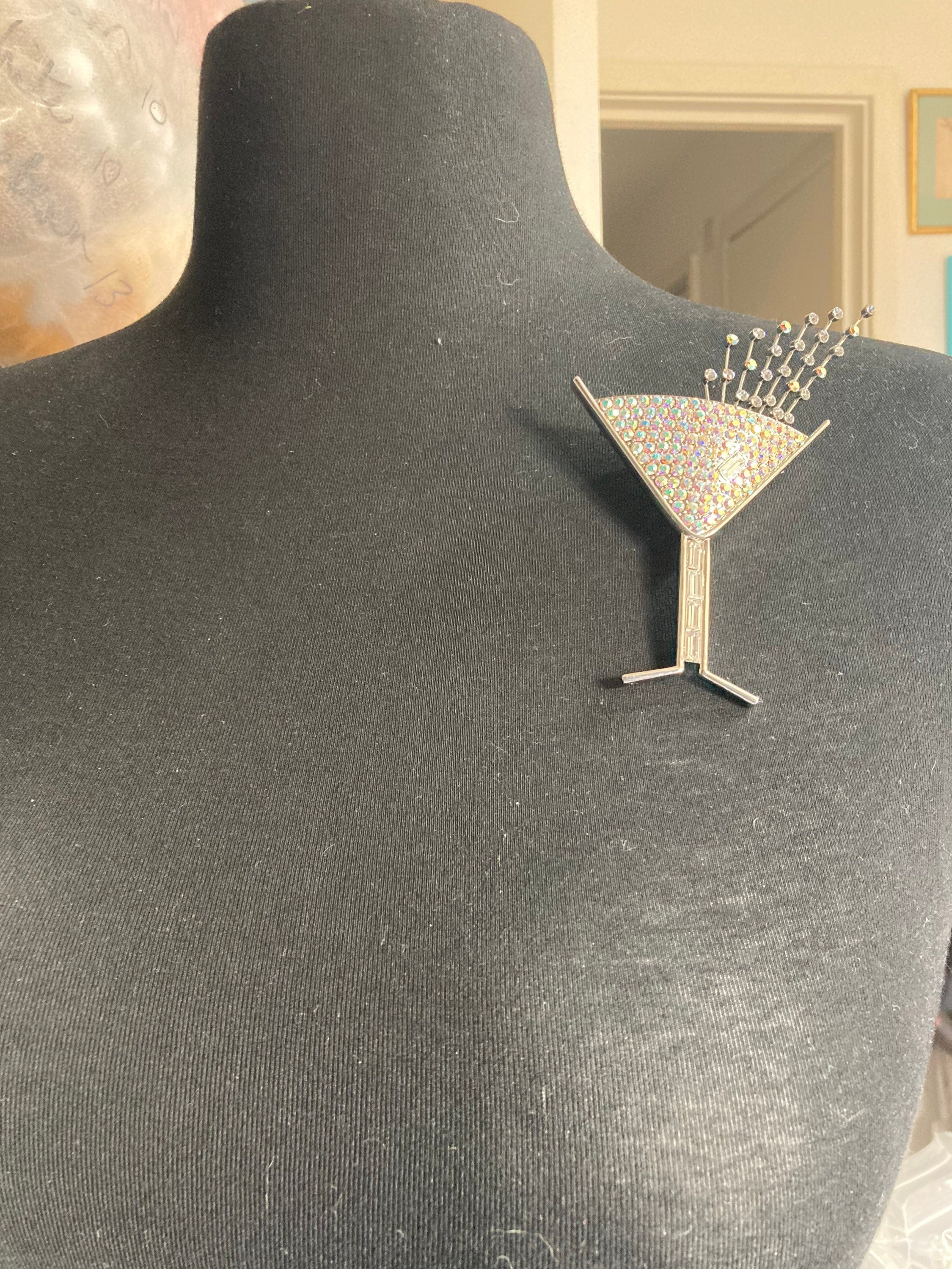 Signed butler and Wilson clear diamanté champagne cocktail glass brooch