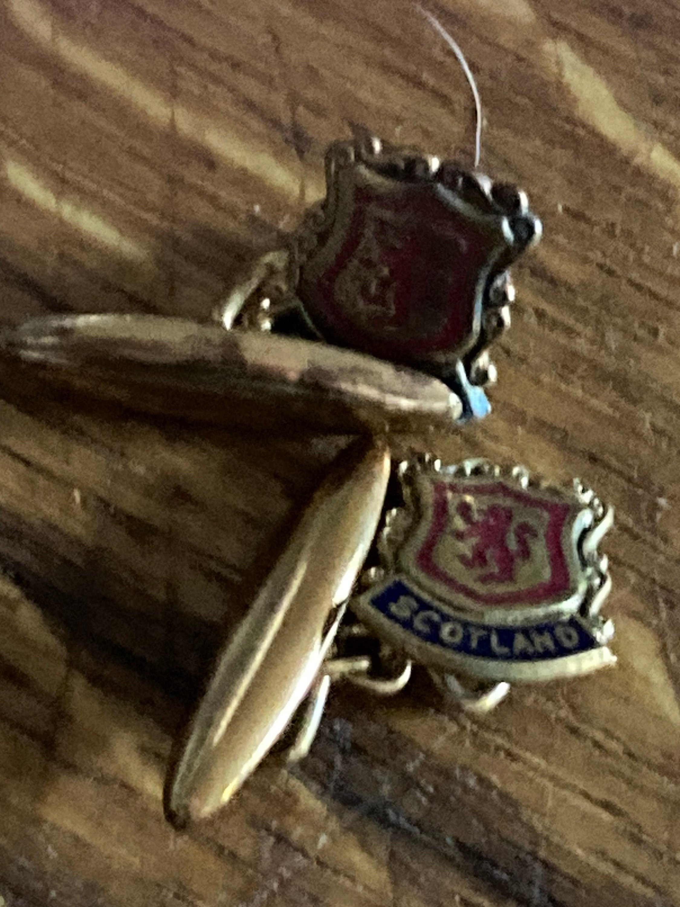 Vintage Scotland gold tone chain enamel cufflinks Scottish