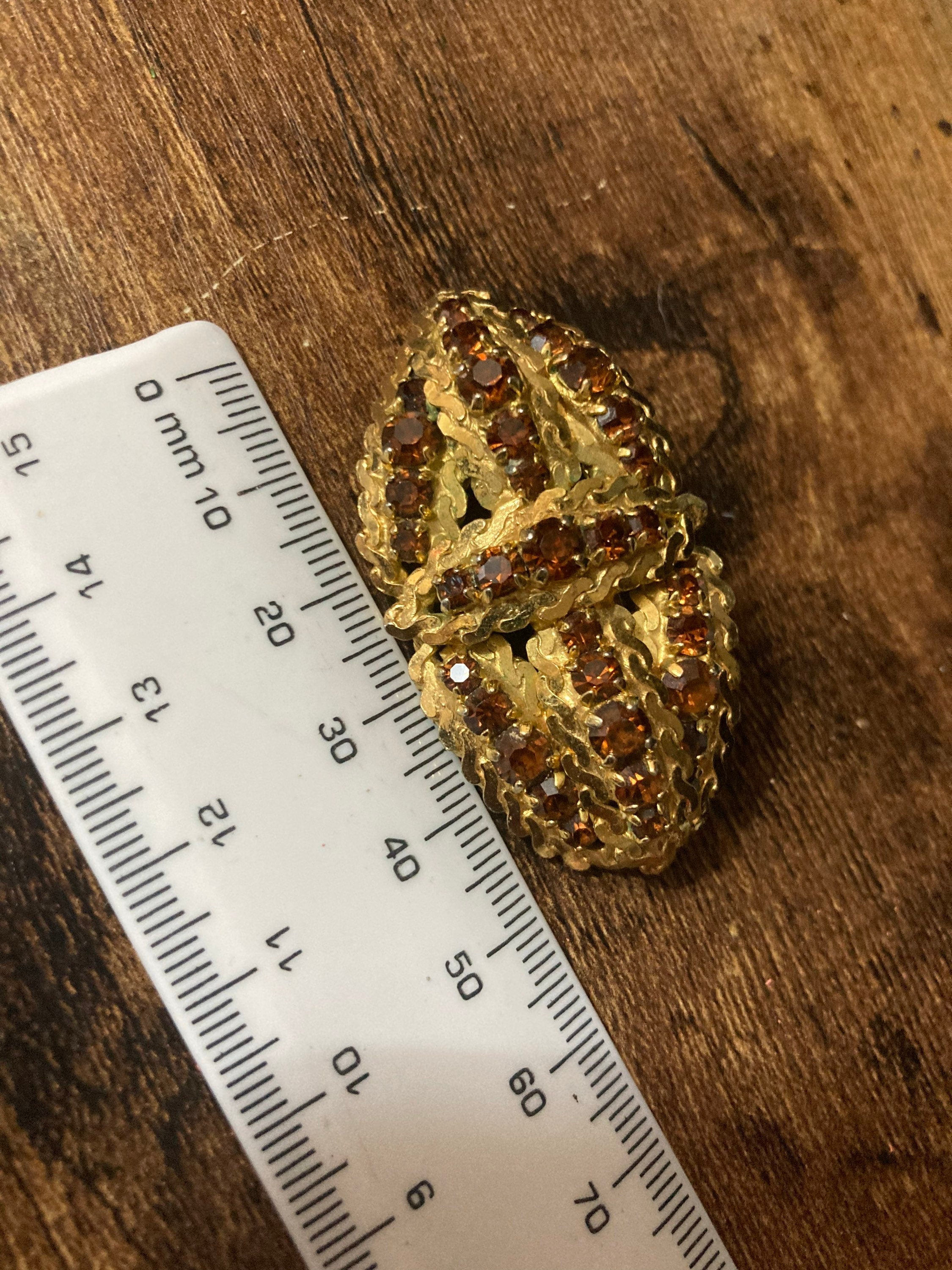 vintage mid century gold tone mesh brown cognac glass brooch 5cm