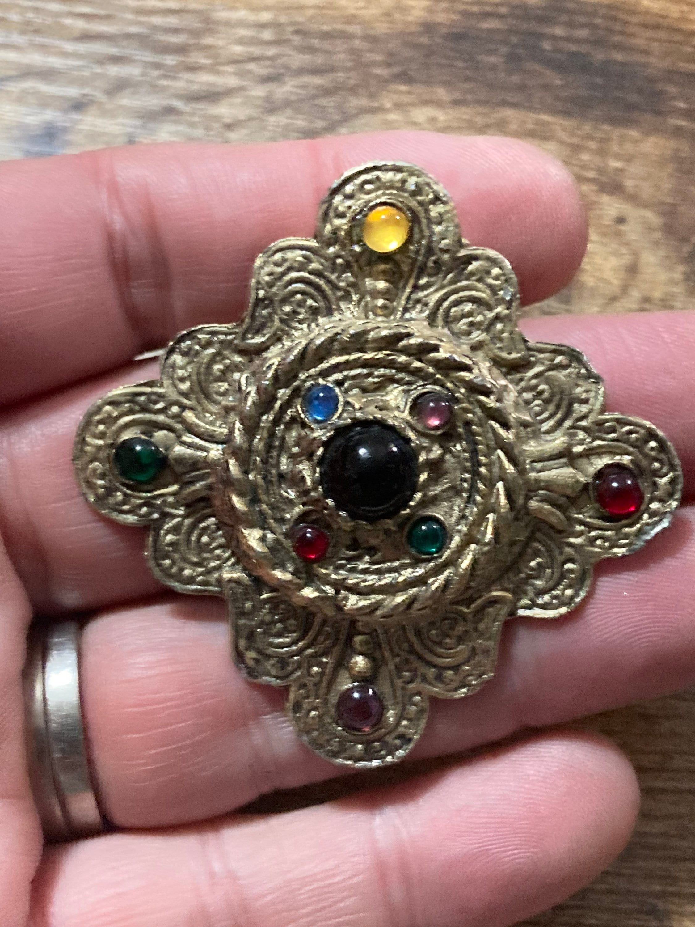 Vintage czech brass Gold mixed coloured rhinestone Paste Set Scarf Clip
