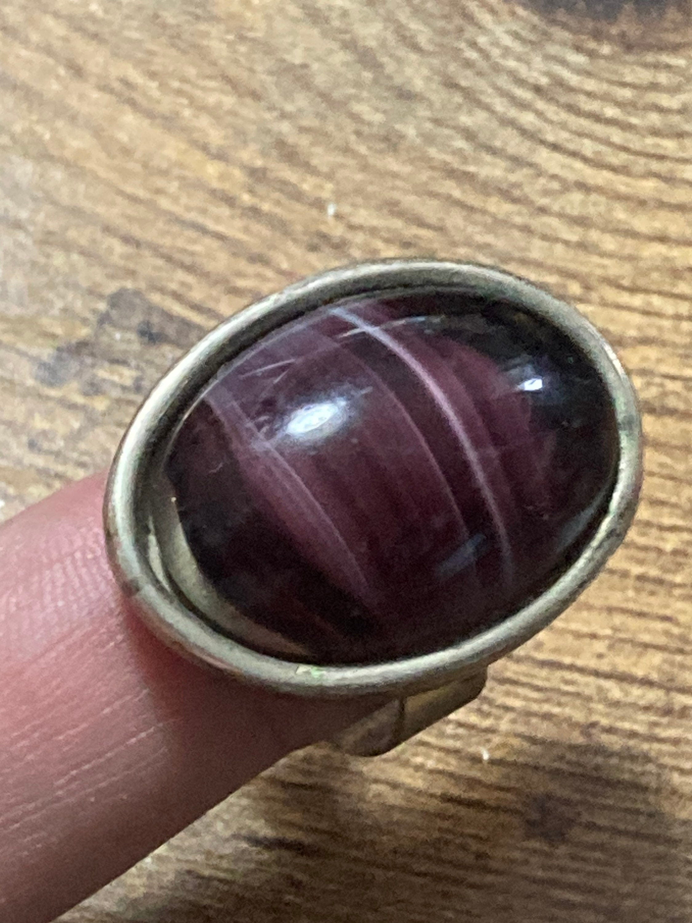 1970s vintage steel silver tone adjustable ring with central purple faux banded agate oval cabochon