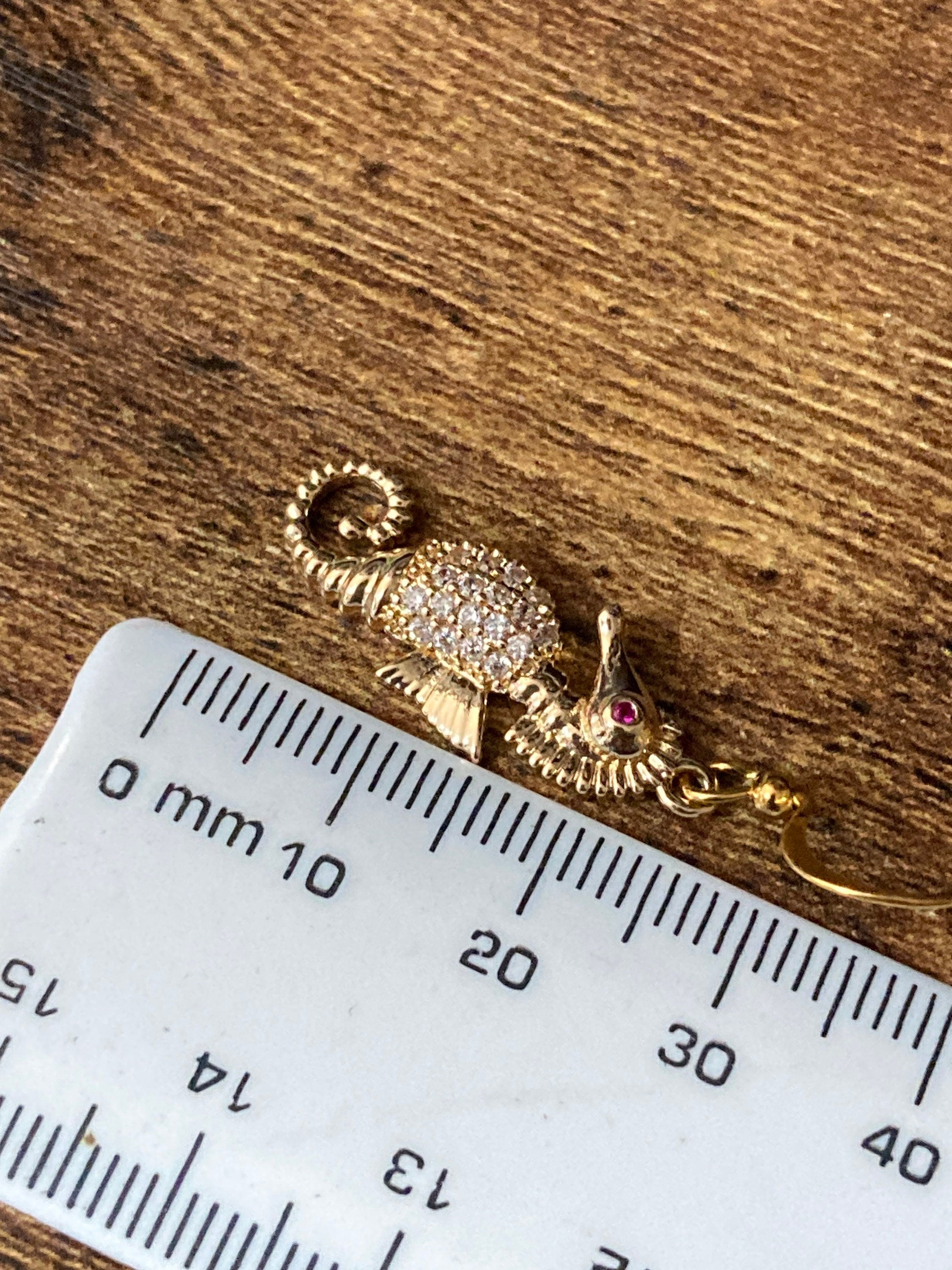 Diamanté seahorse earrings 18k Gold plated crystal pierced