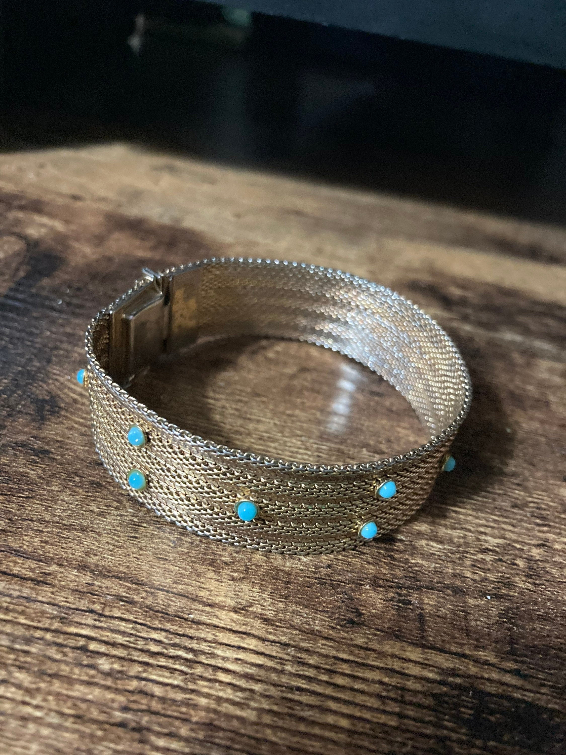 fine mesh gold tone bracelet with turquoise blue paste 18cm long