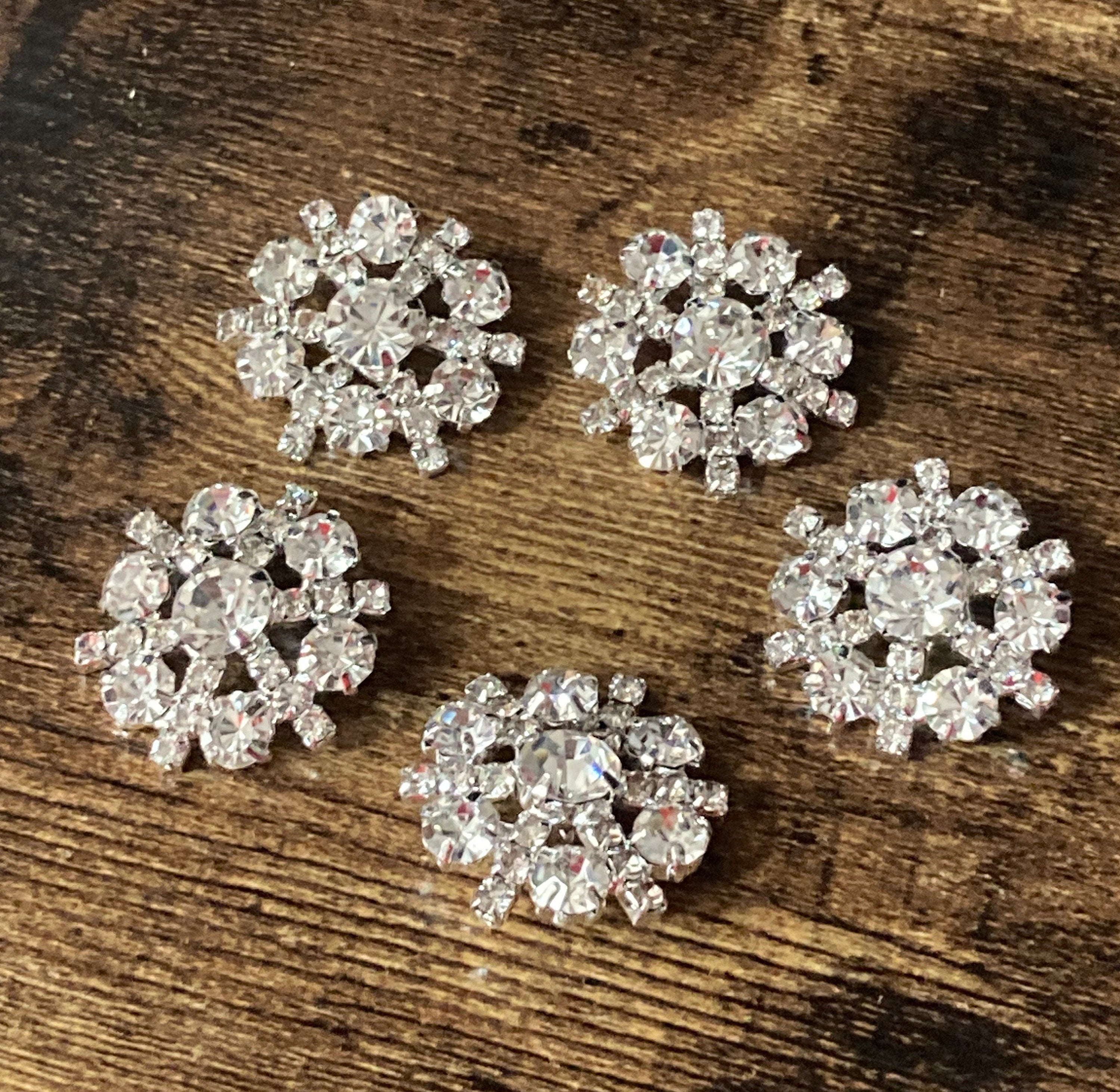 25mm Set of 5 round diamanté rhinestone buttons snowflake
