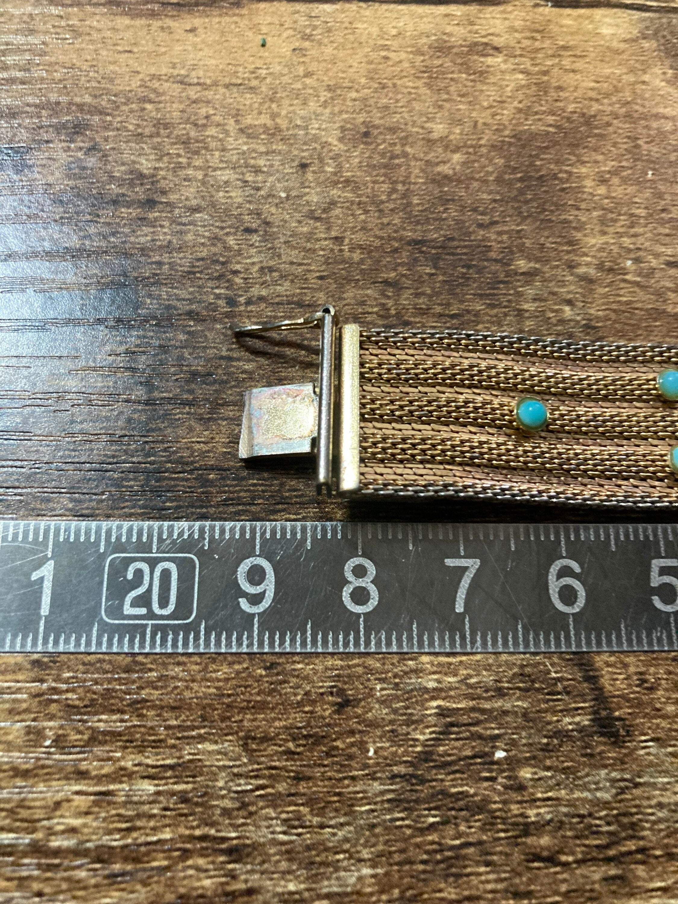 fine mesh gold tone bracelet with turquoise blue paste 18cm long