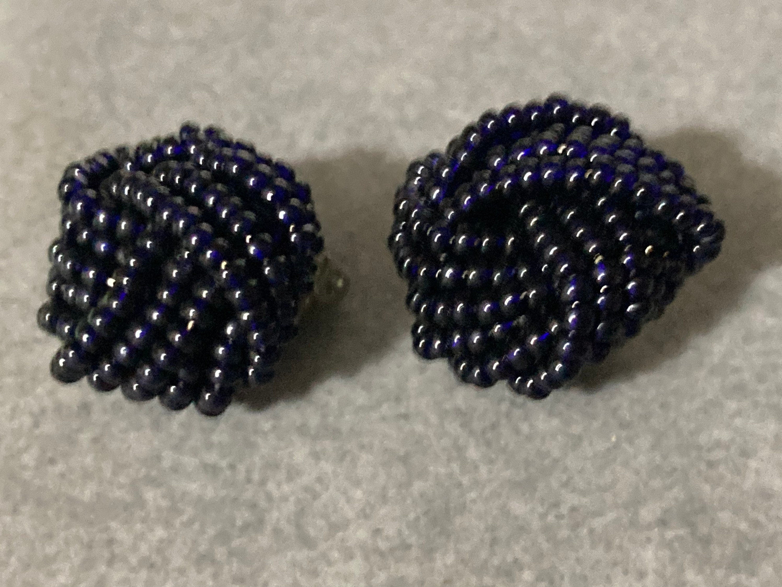 Black seed bead turban clip on earrings vintage