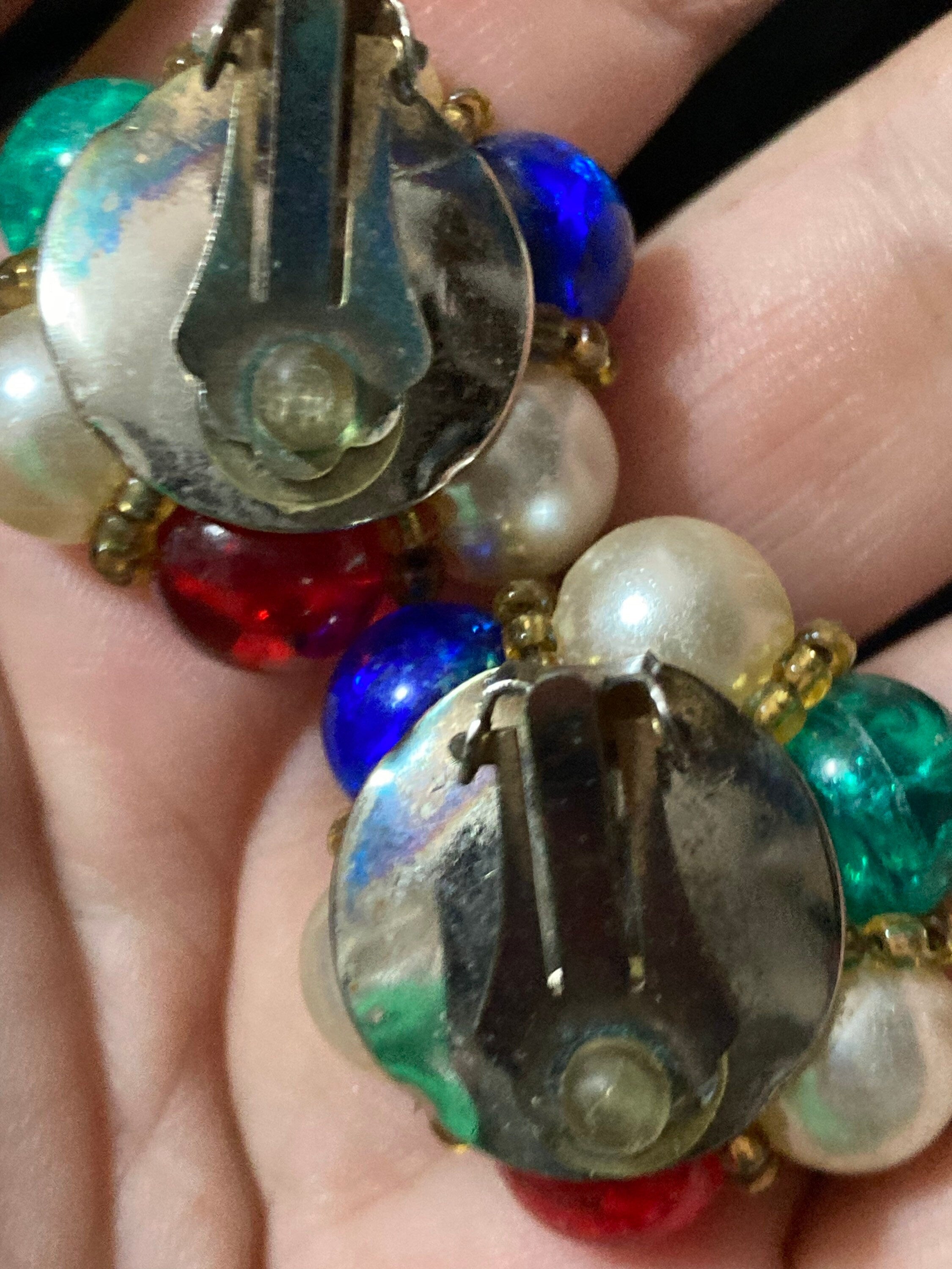 Red blue green plastic beaded Pearl Cluster Clip On Earrings