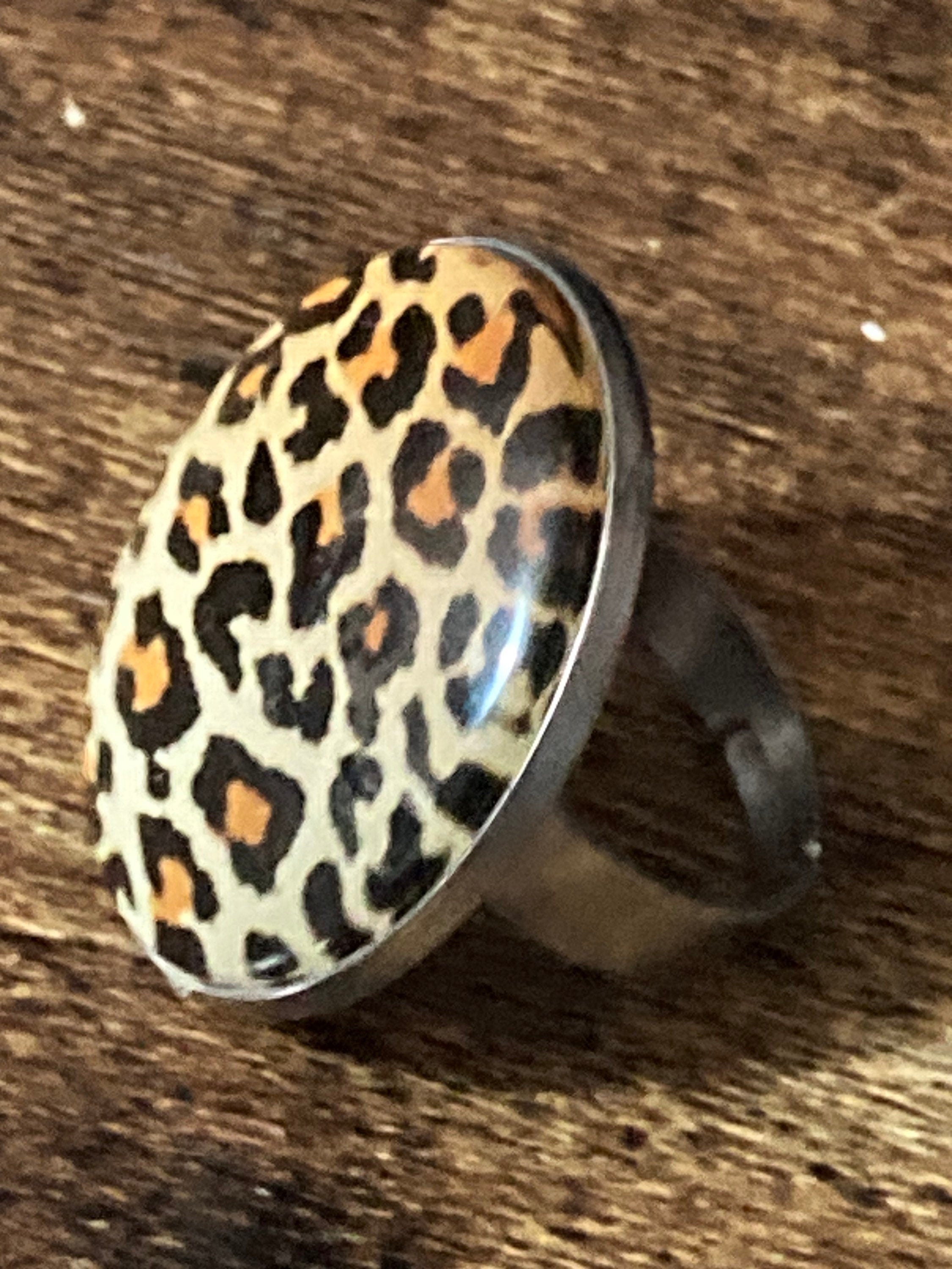 Oversized Leopard print ring stainless steel, non Tarnish glass cabochon