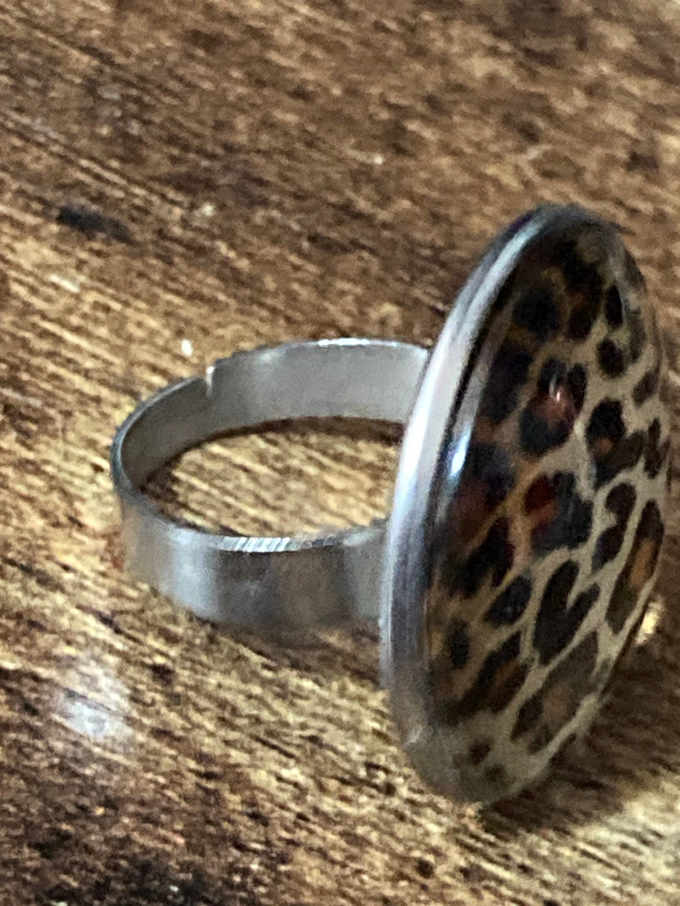 Oversized Leopard print ring stainless steel, non Tarnish glass cabochon