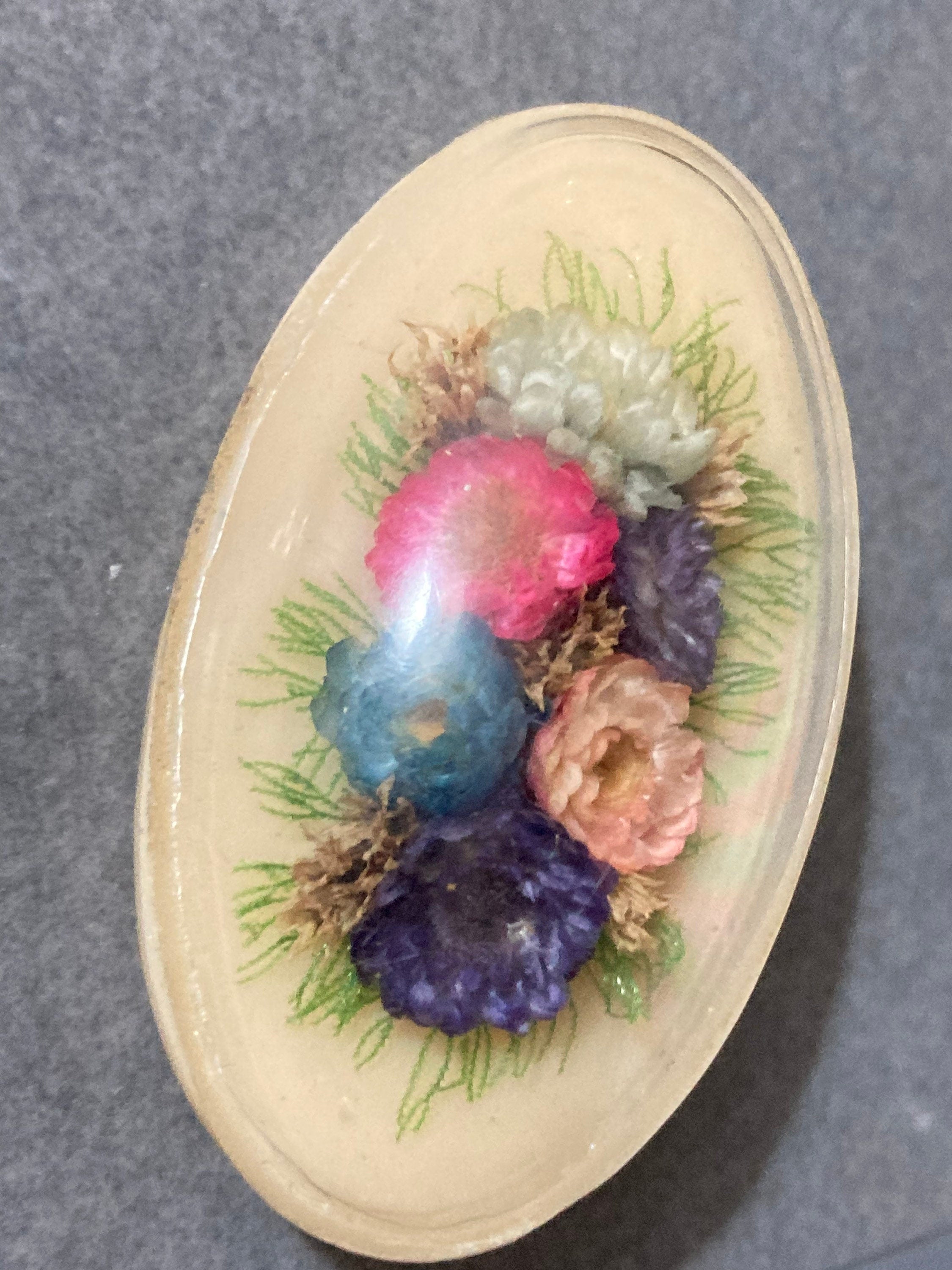 early plastic celluloid domed dried flowers floral bouquet brooch 1930s large oval Vintage kitsch