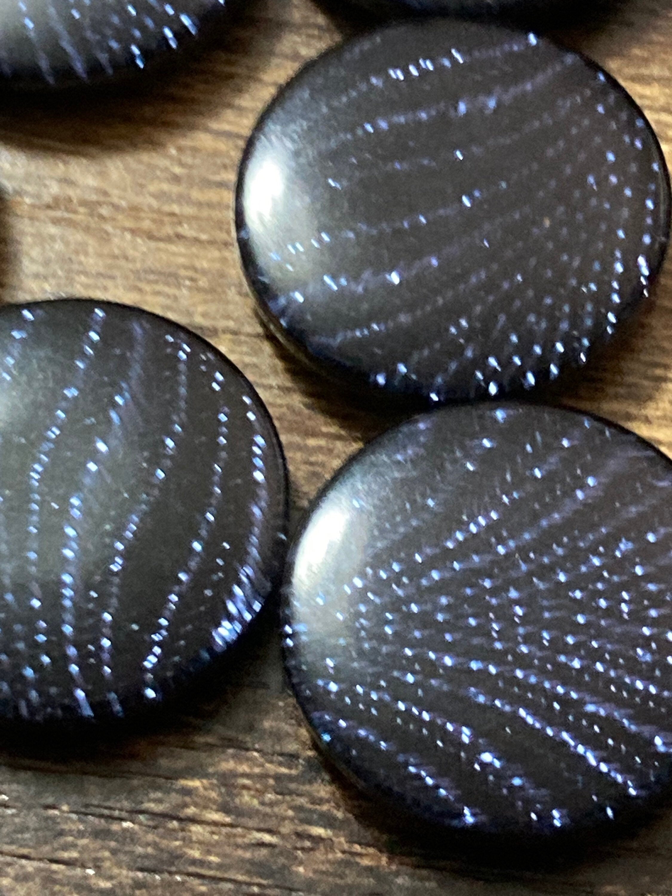 22mm plastic dark green buttons,  10 piece snake print