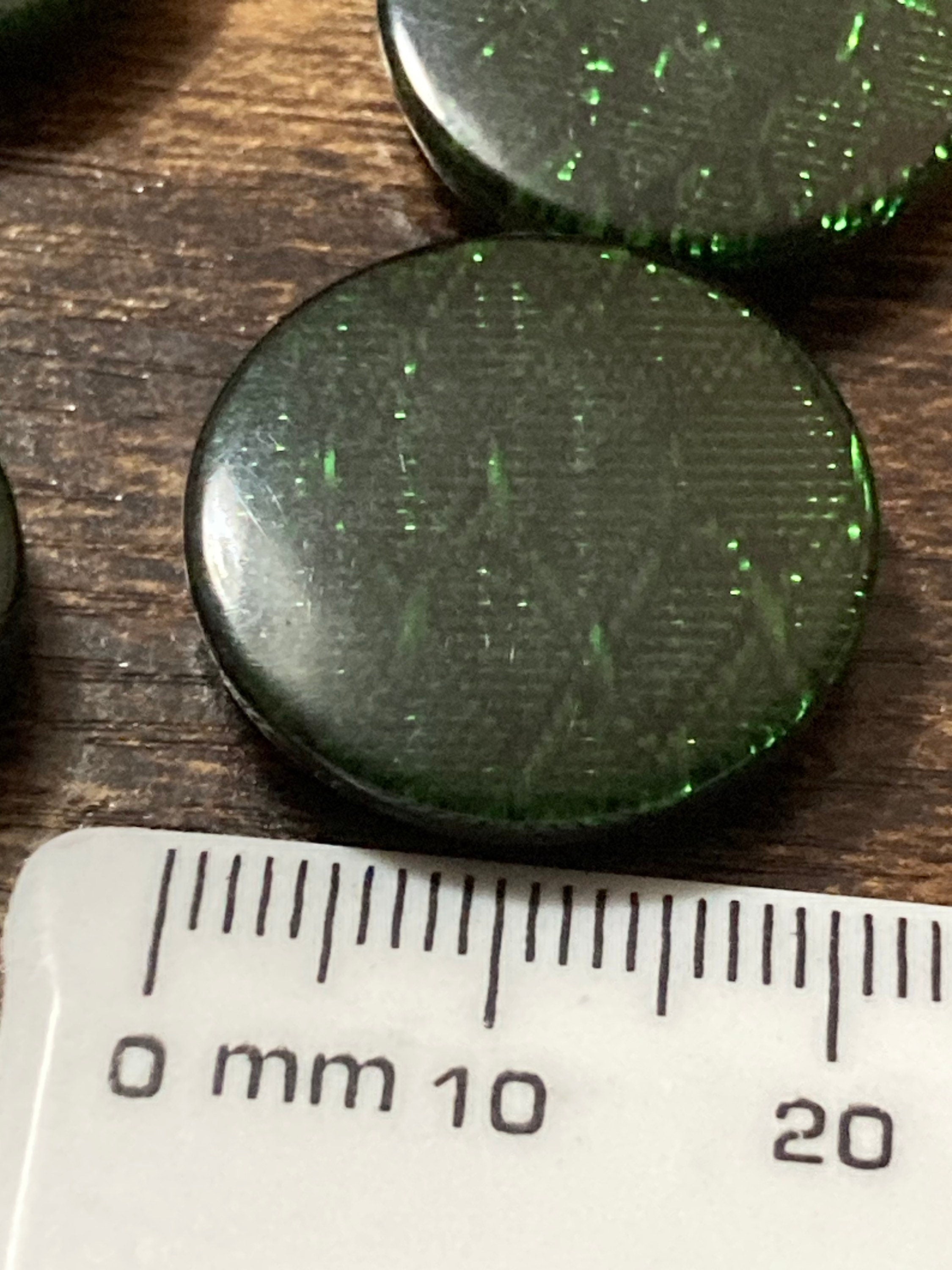 22mm plastic dark green buttons,  10 piece snake print