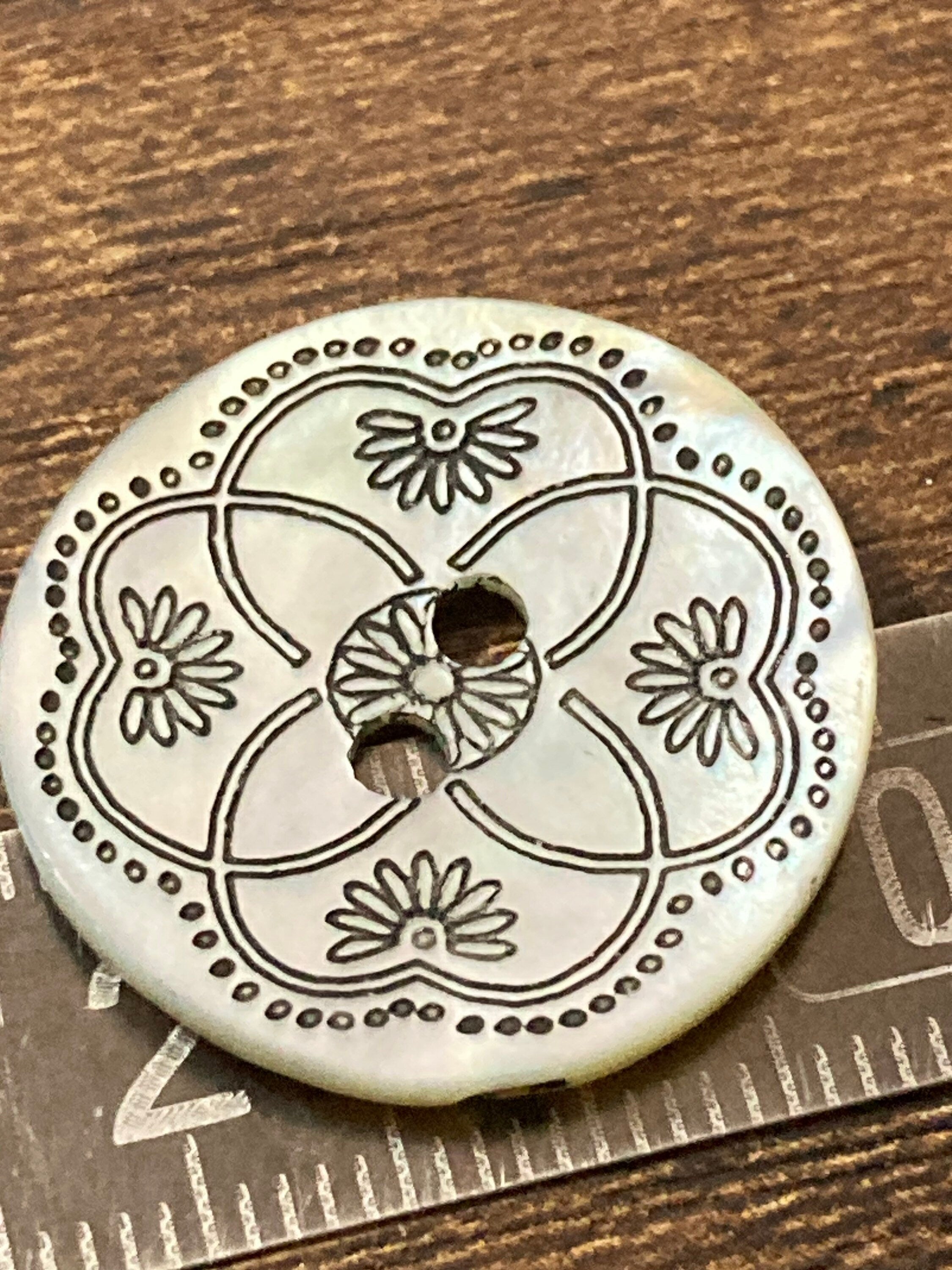 10 x 23mm large Mother of Pearl Buttons printed Sewing Haberdashery