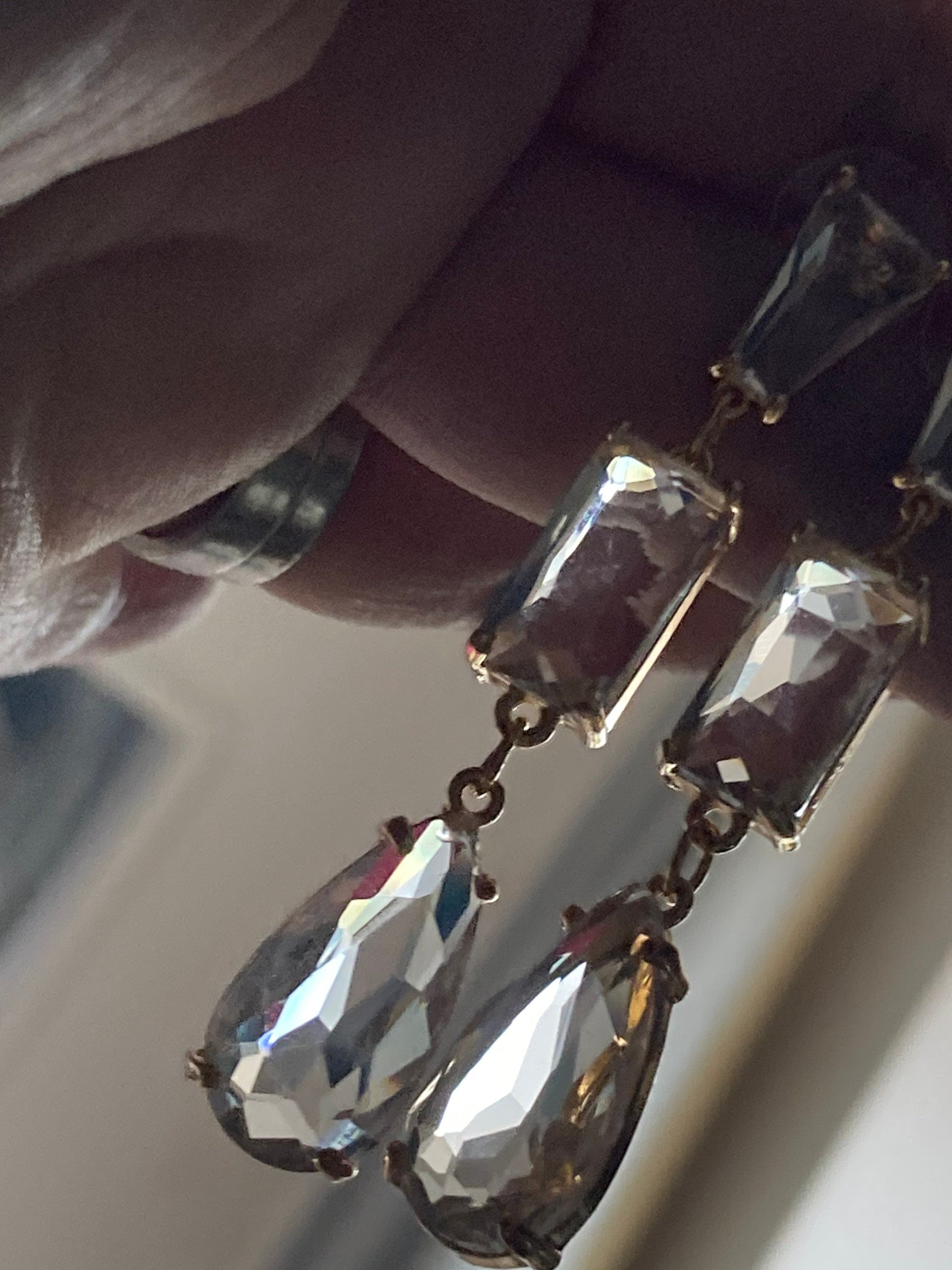 18k Gold plated crystal glass clear diamanté rhinestone teardrop earrings