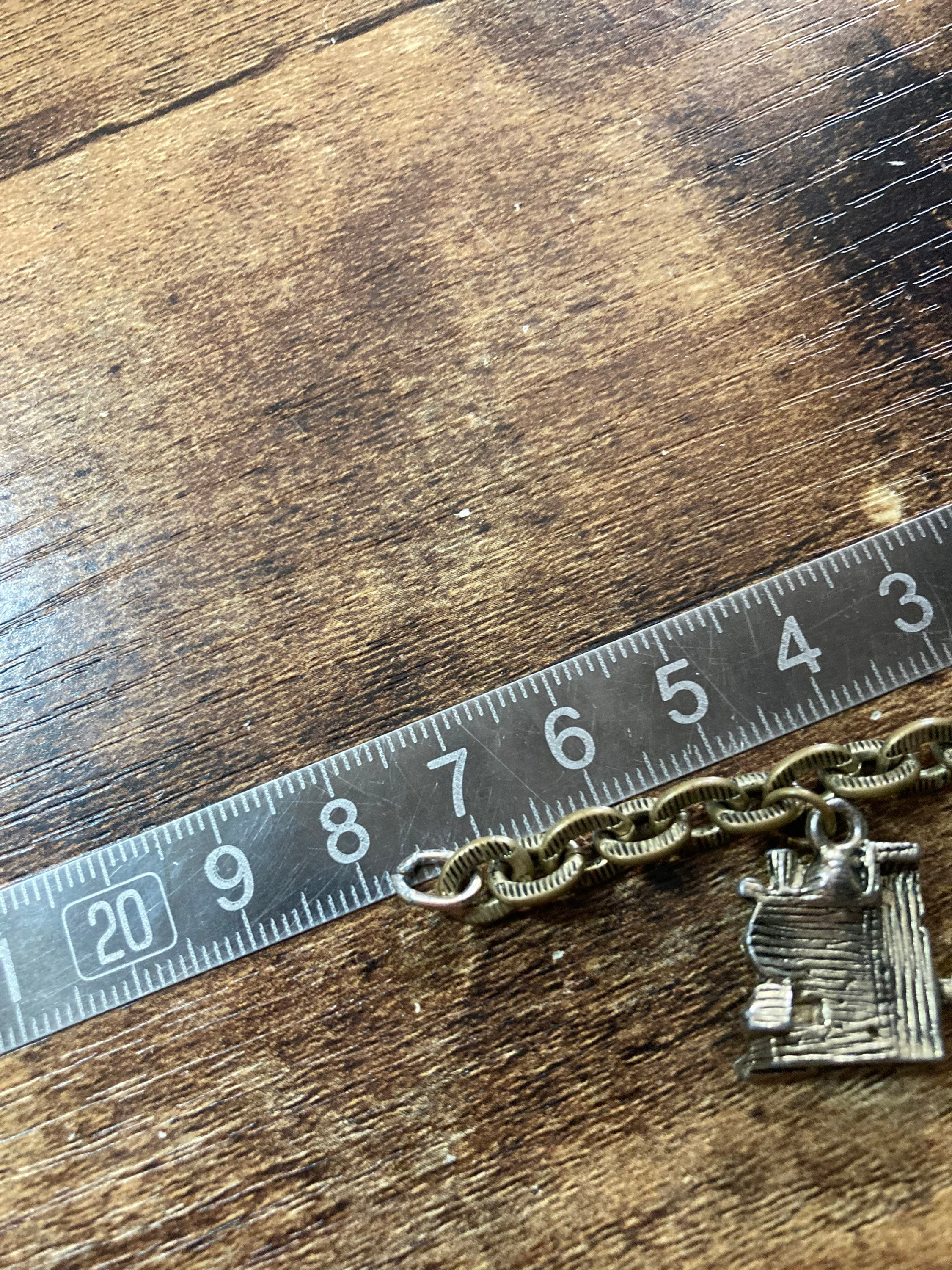Souvenir Vintage Gold tone travel charm bracelet 1960s 1970s