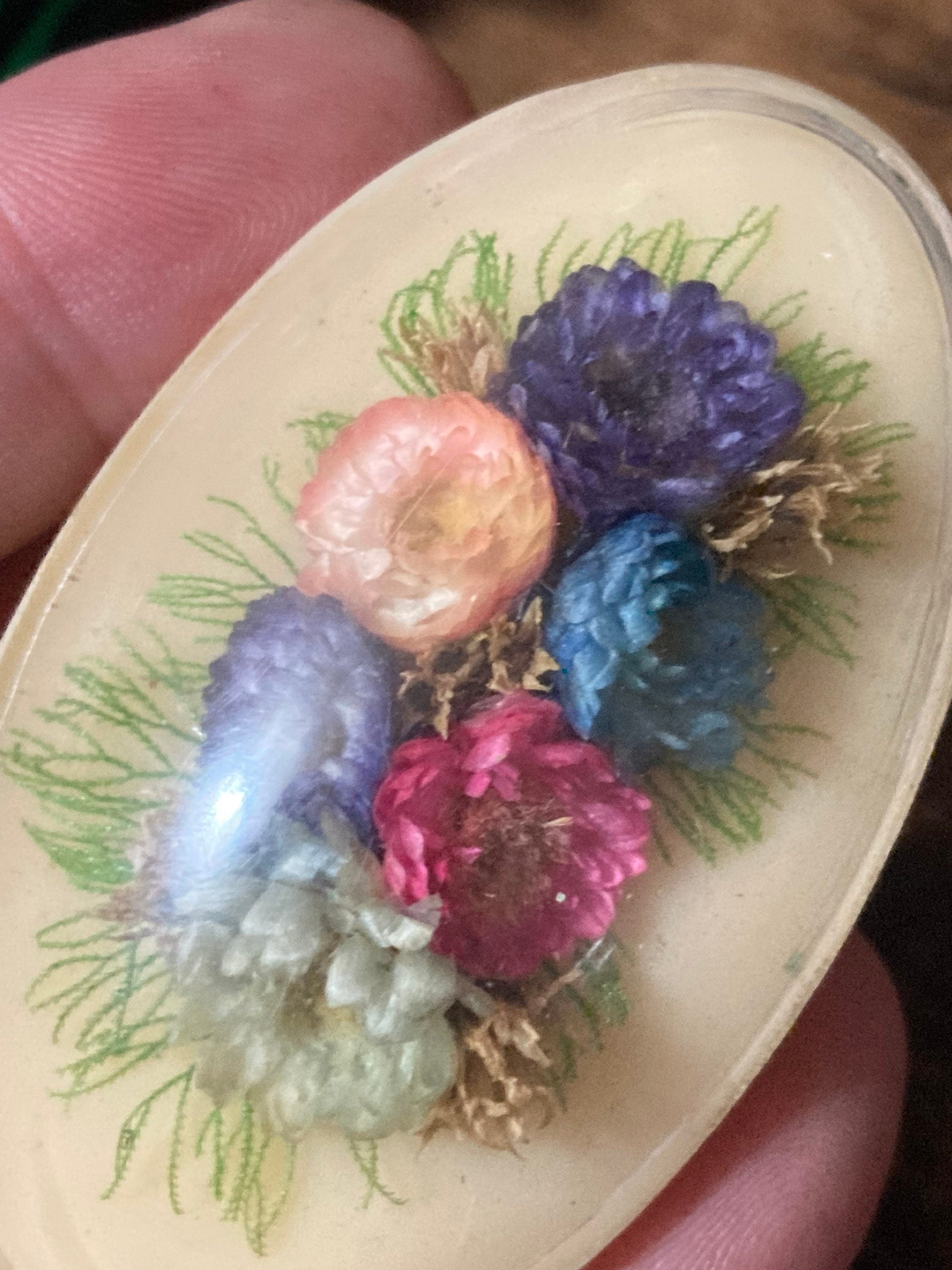 early plastic celluloid domed dried flowers floral bouquet brooch 1930s large oval Vintage kitsch