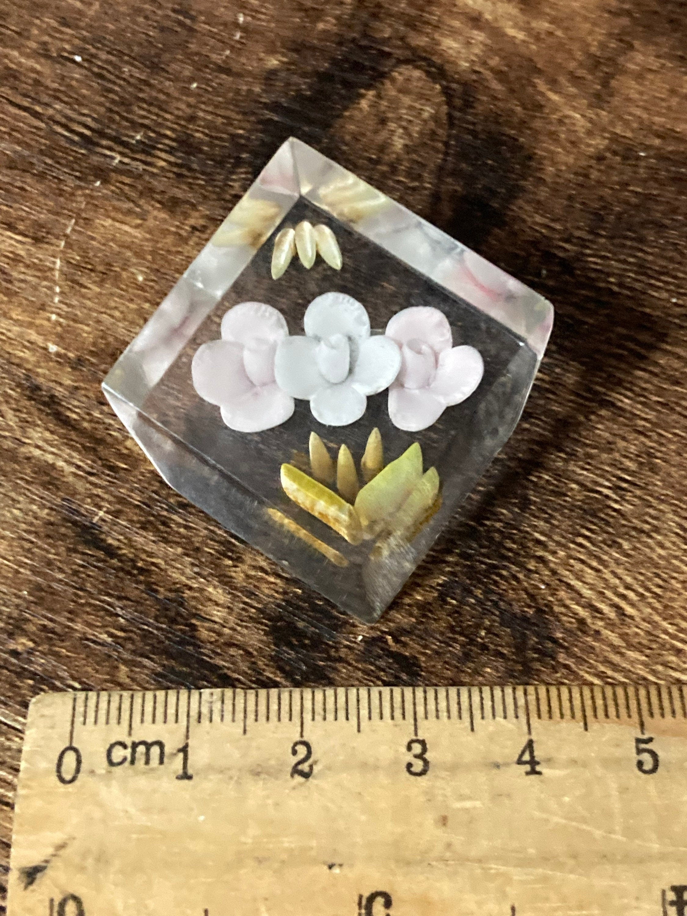1940s lucite reverse carved pink floral flower brooch early plastic perspex