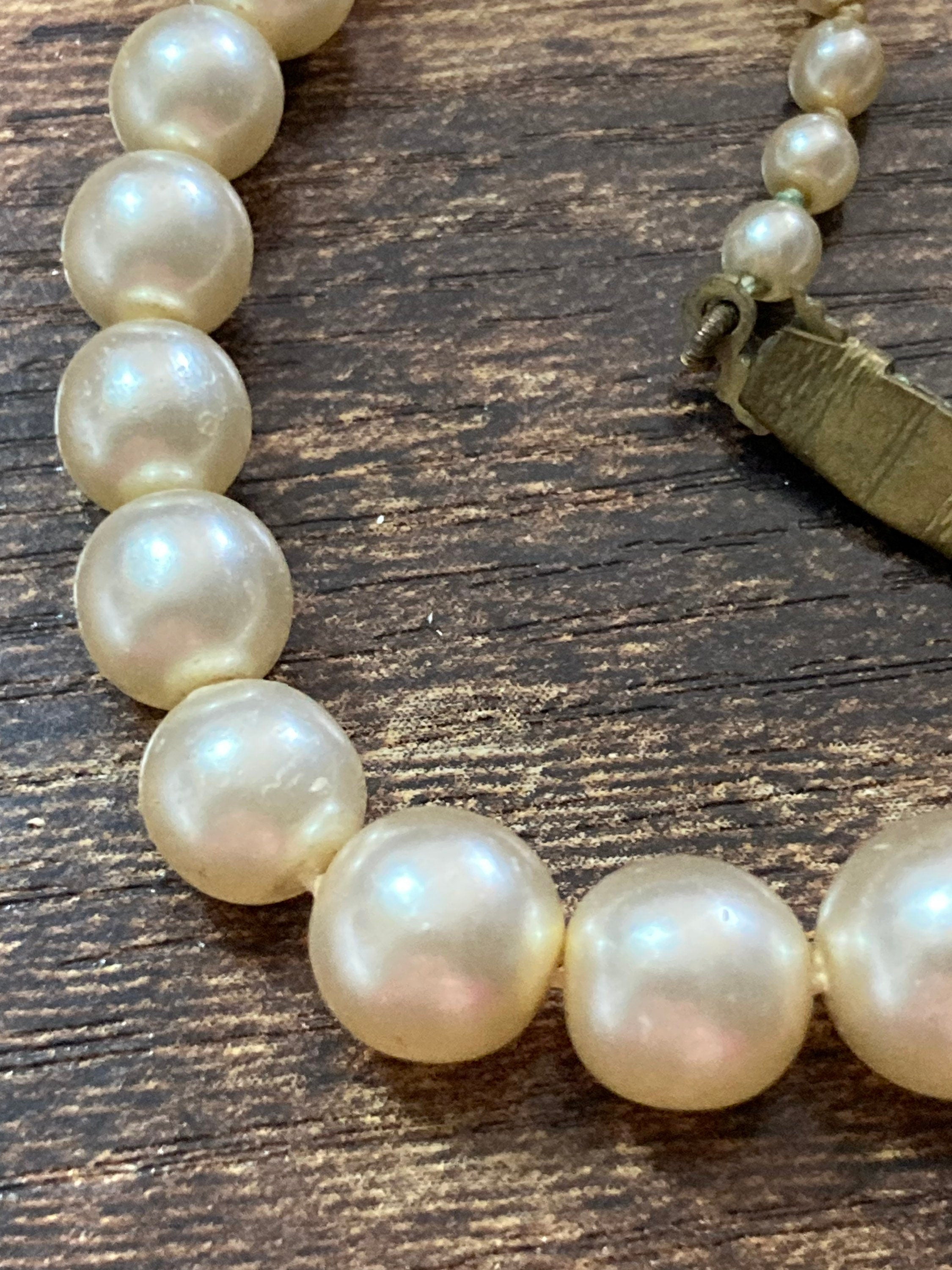 Graduated cream glass faux individually knotted pearl necklace short choker length 43cm