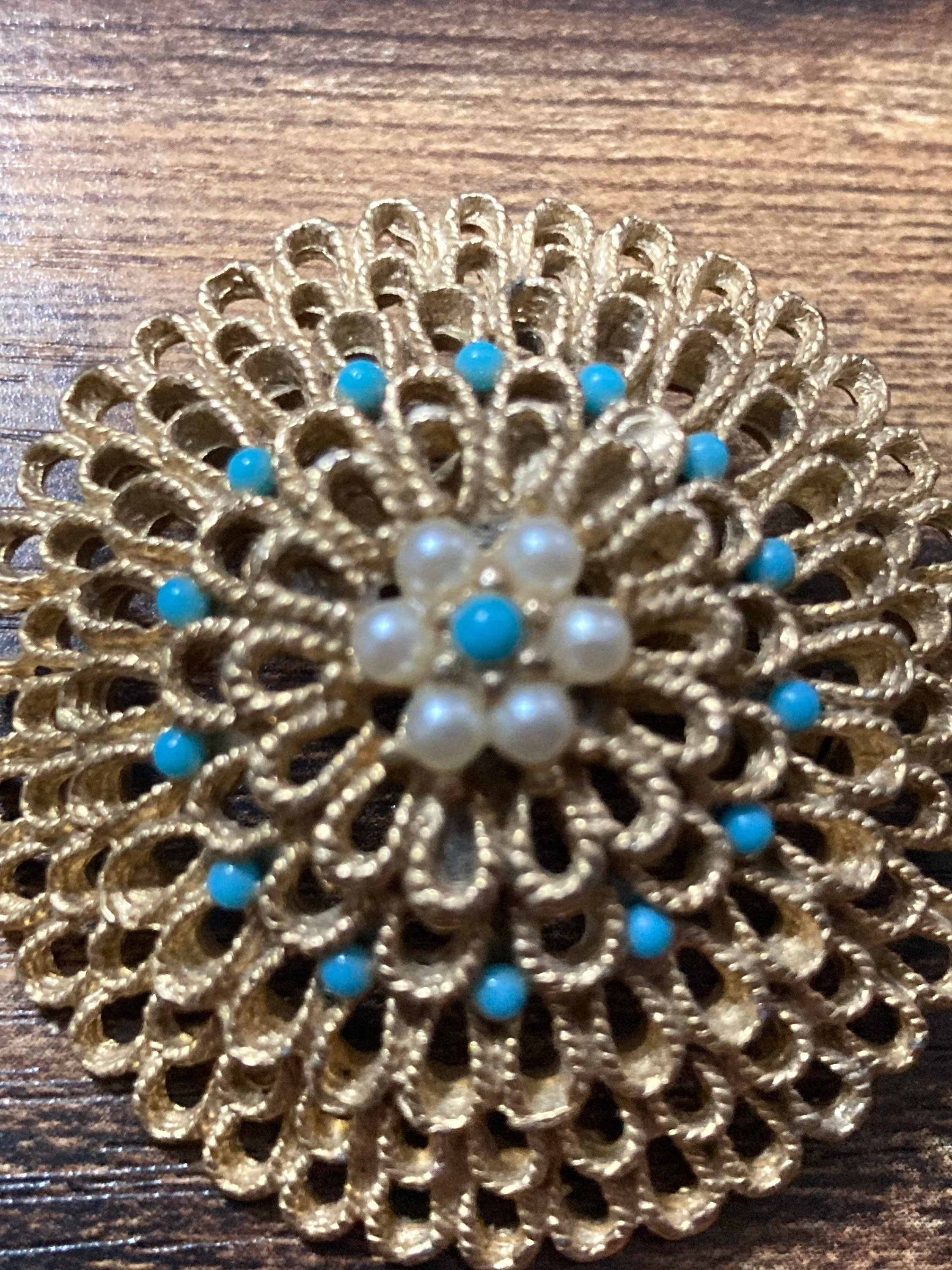 vintage gold tone domed turquoise bead & seed pearl round brooch