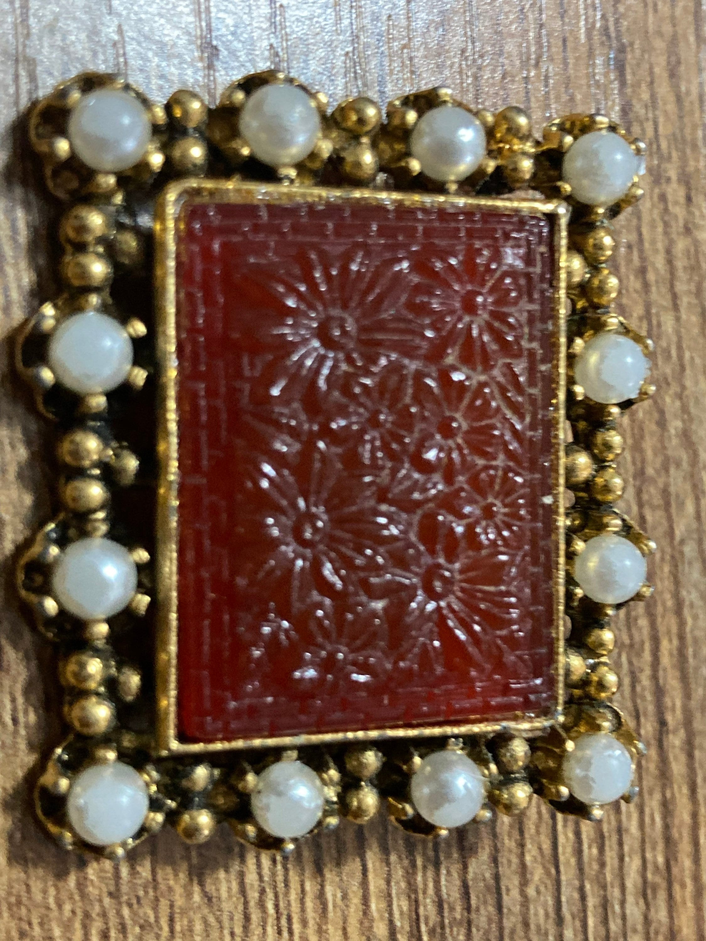 pressed glass faux carnelian rectangular brooch with faux pearls