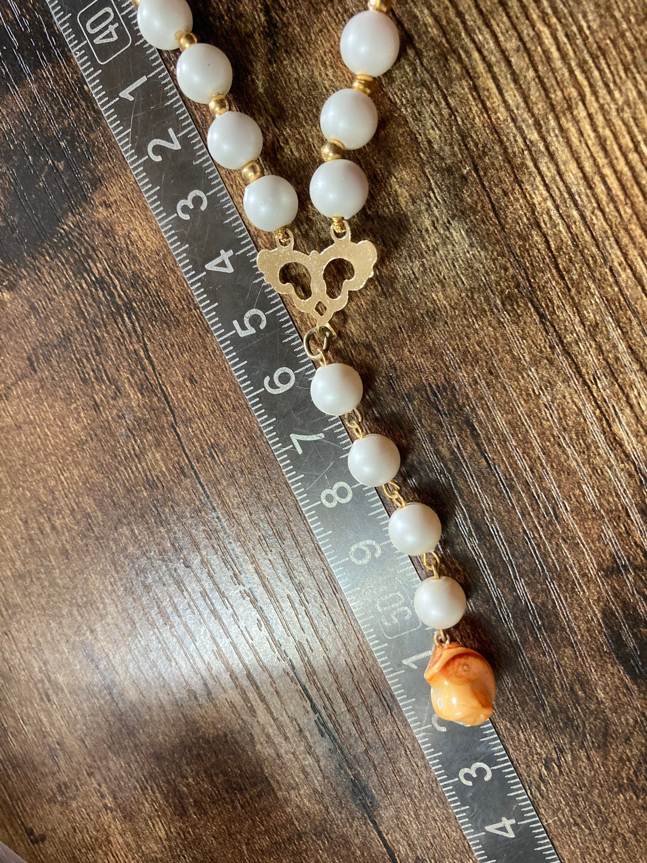 Mid century orange peach white plastic beaded multi strand choker necklace