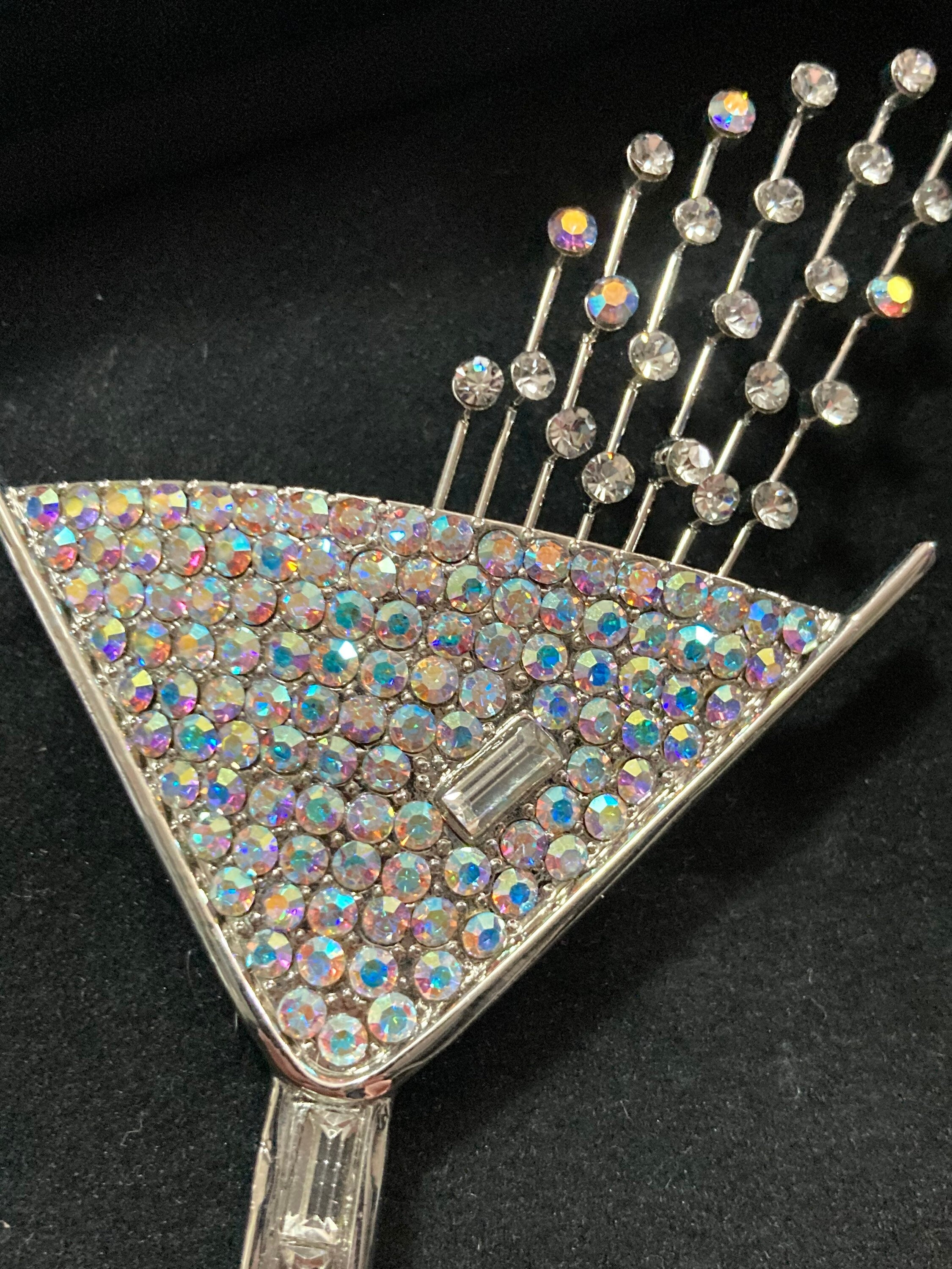 Signed butler and Wilson clear diamanté champagne cocktail glass brooch