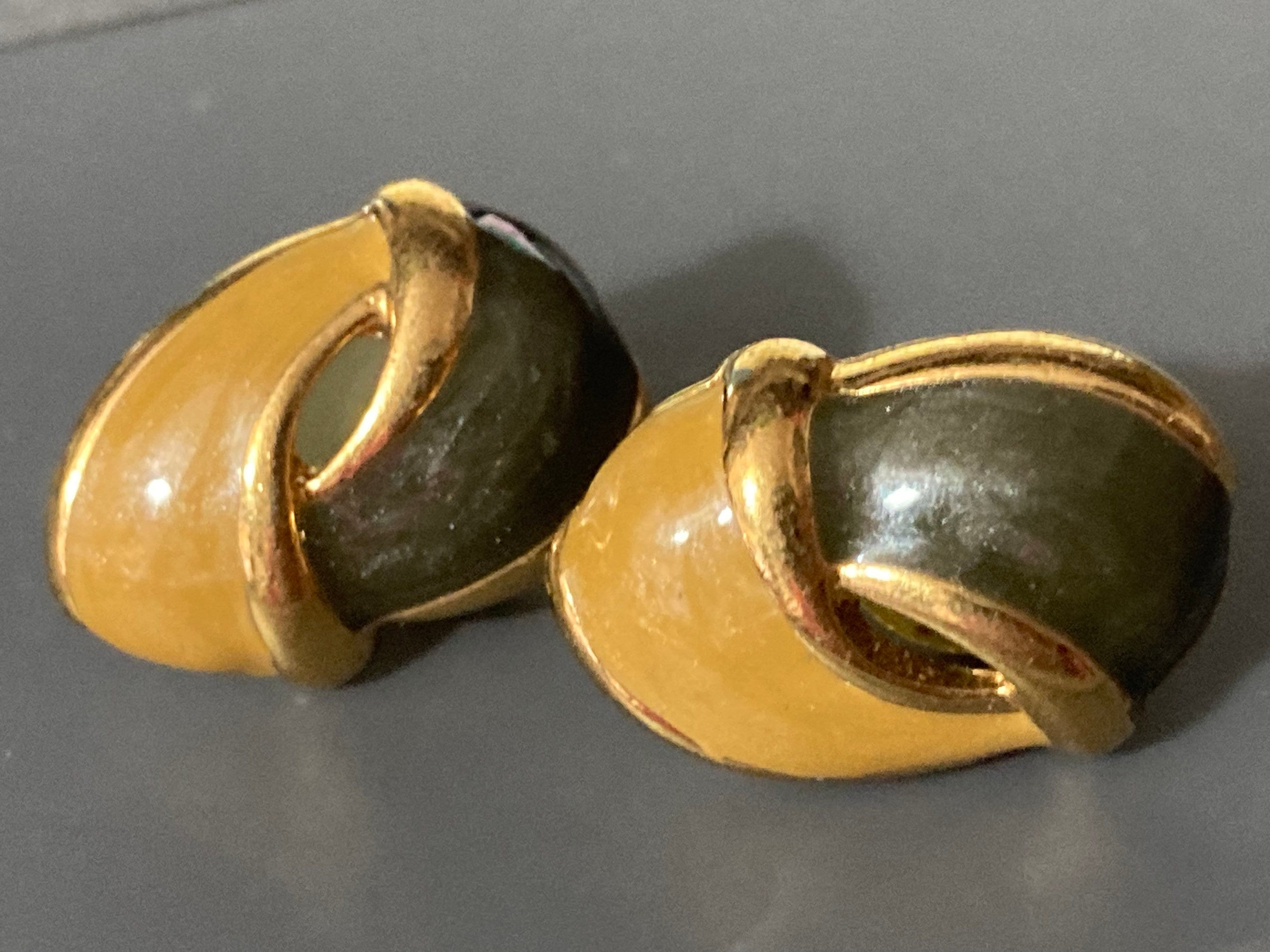 Vintage gold tone olive green enamel beige cream Oval pair stud earrings
