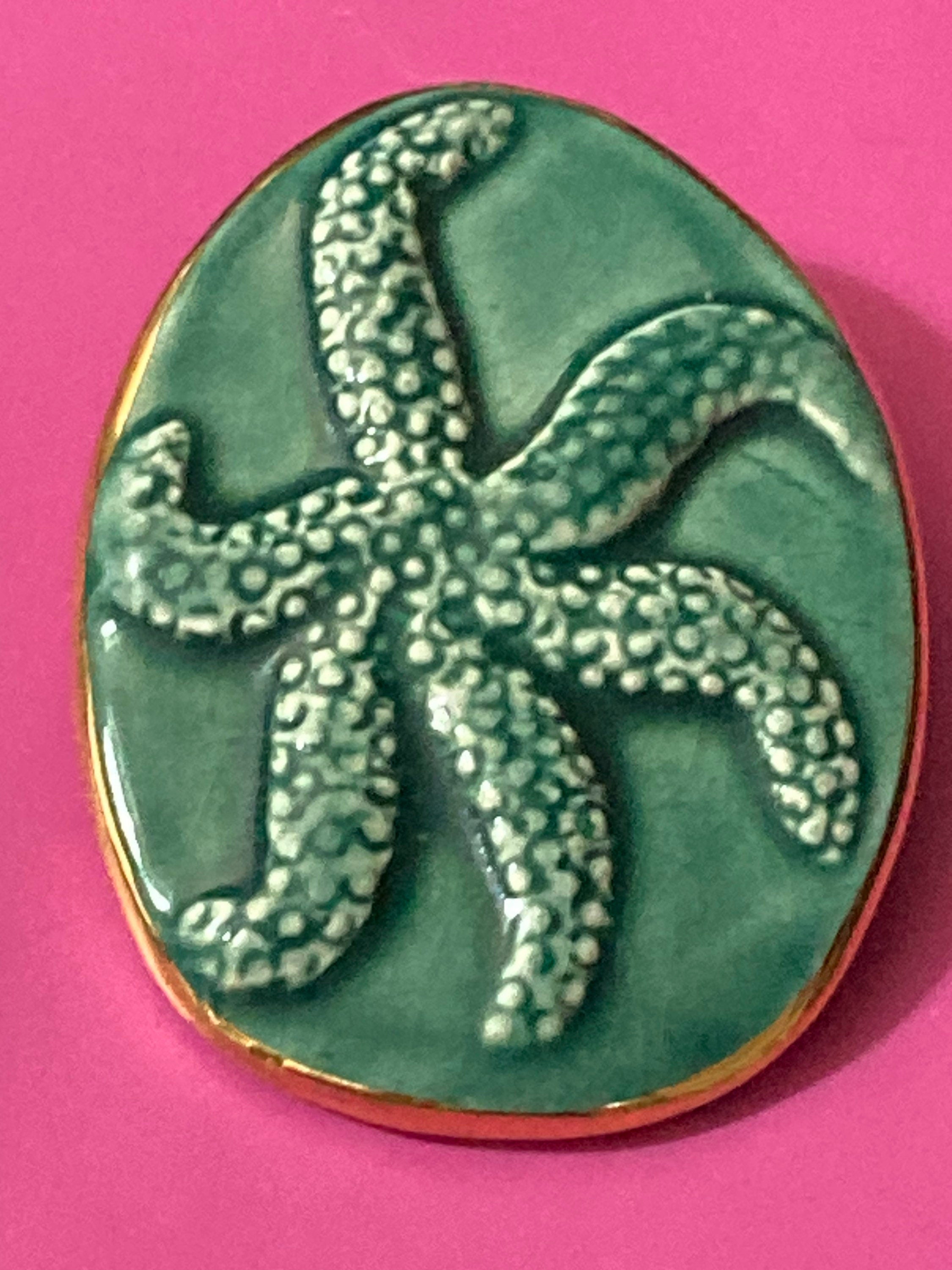 Vintage ceramic green starfish nautical brooch Channel Islands pottery